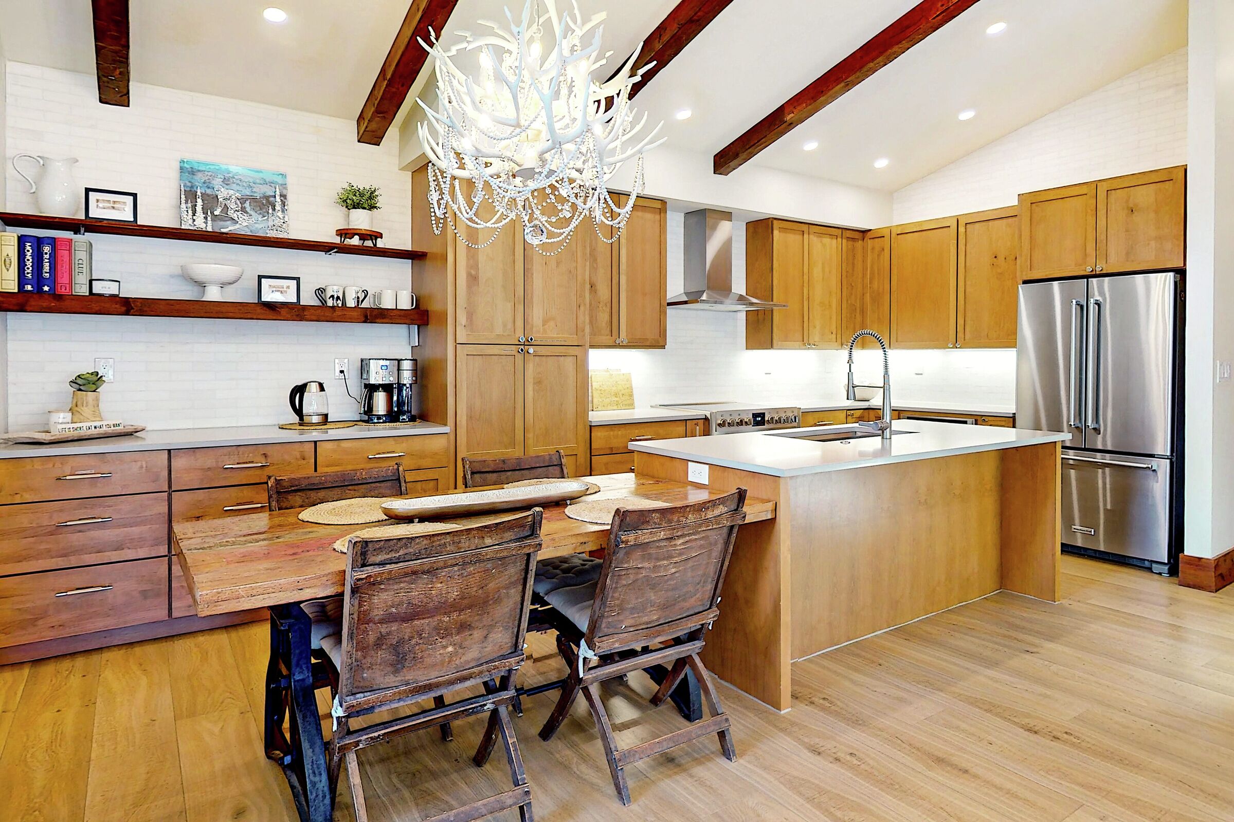 #505 - Dining Room & Kitchen