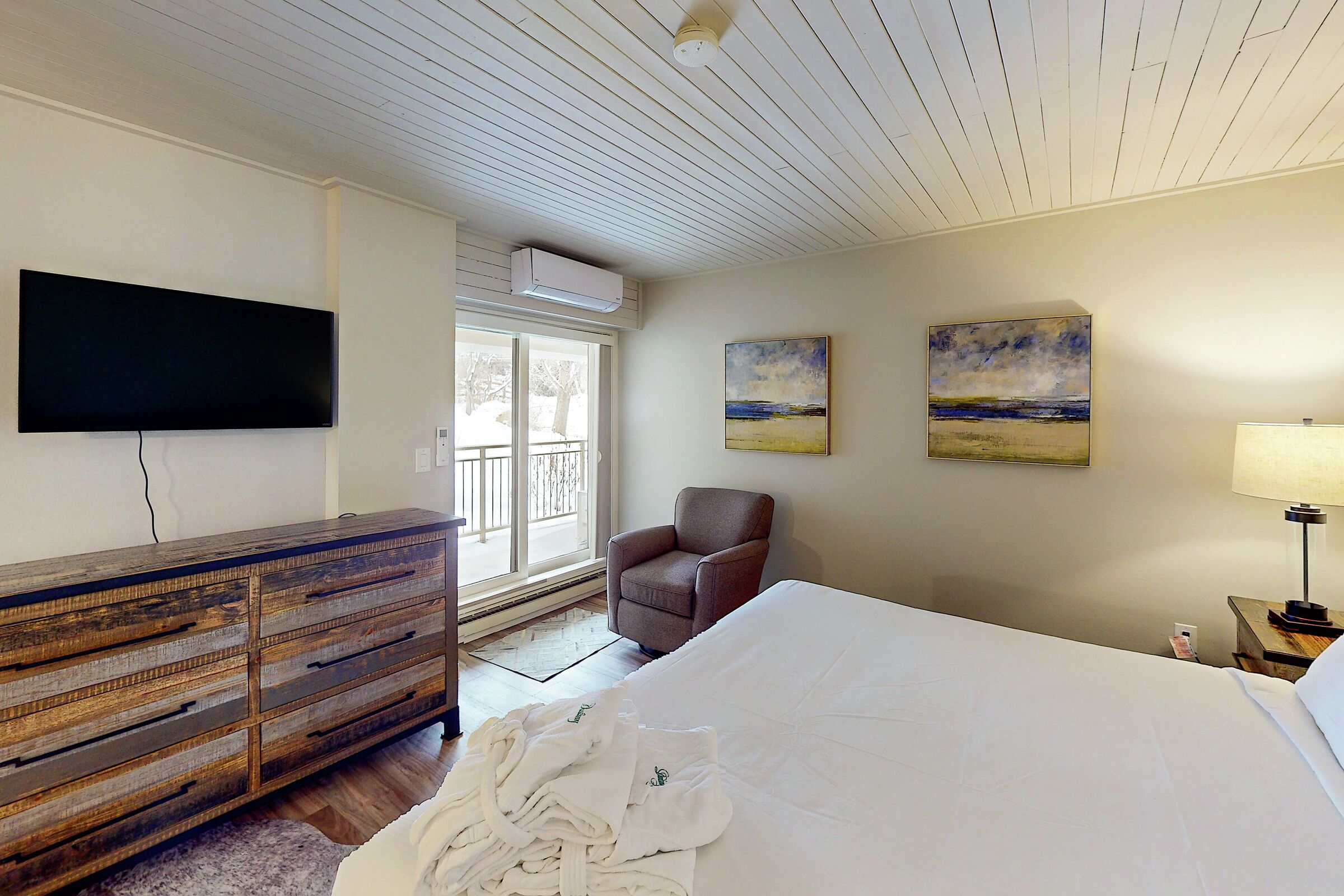 #105 - Master Bedroom