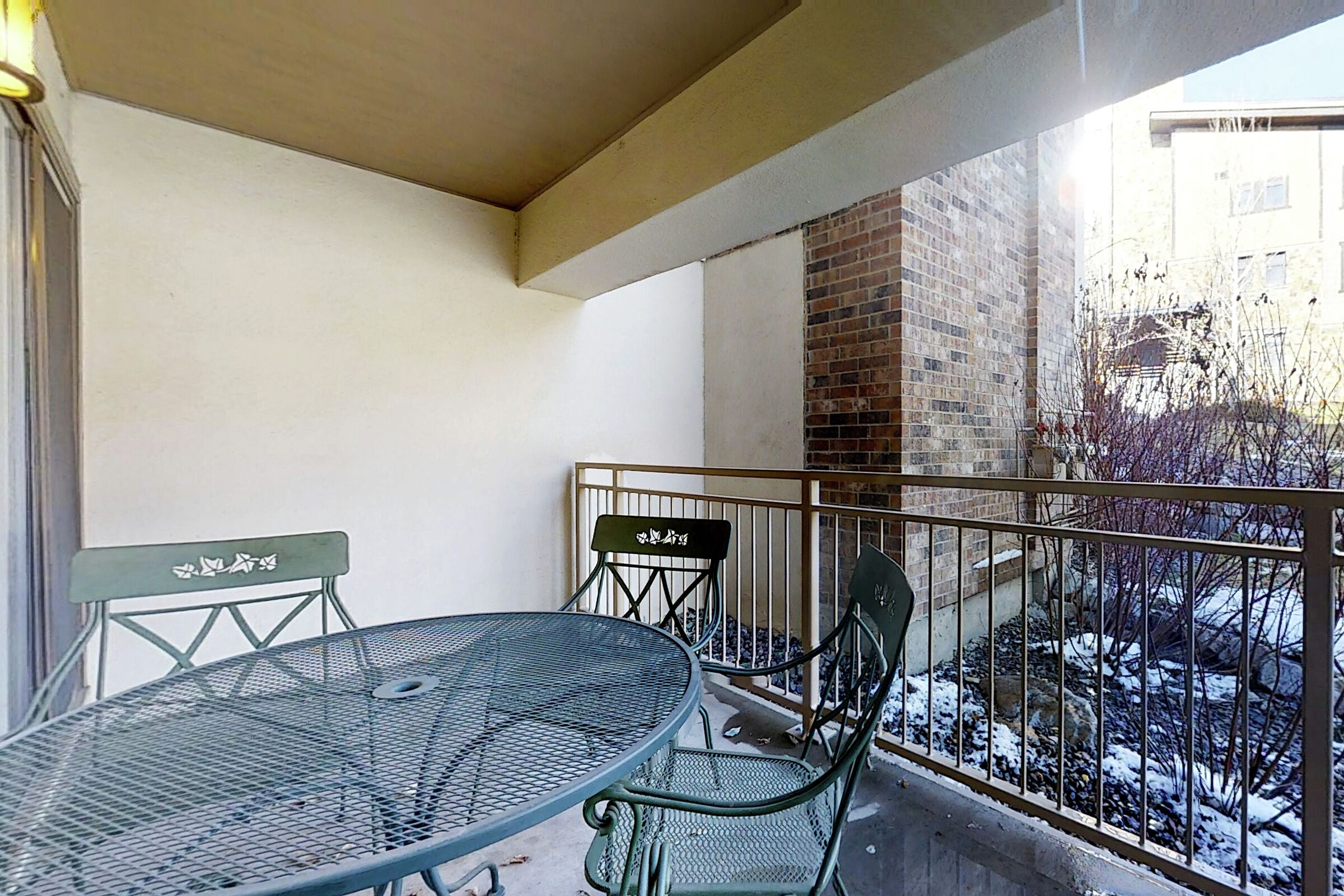 #105 - Balcony