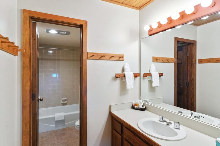 #104 - Ensuite Bathroom