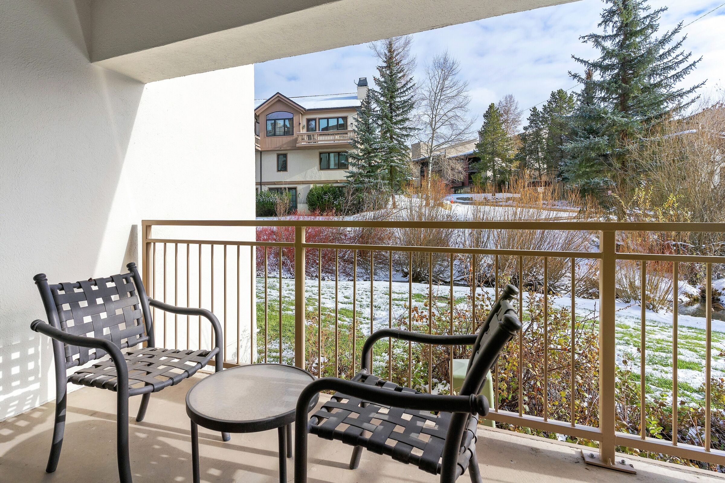 #104 - Balcony