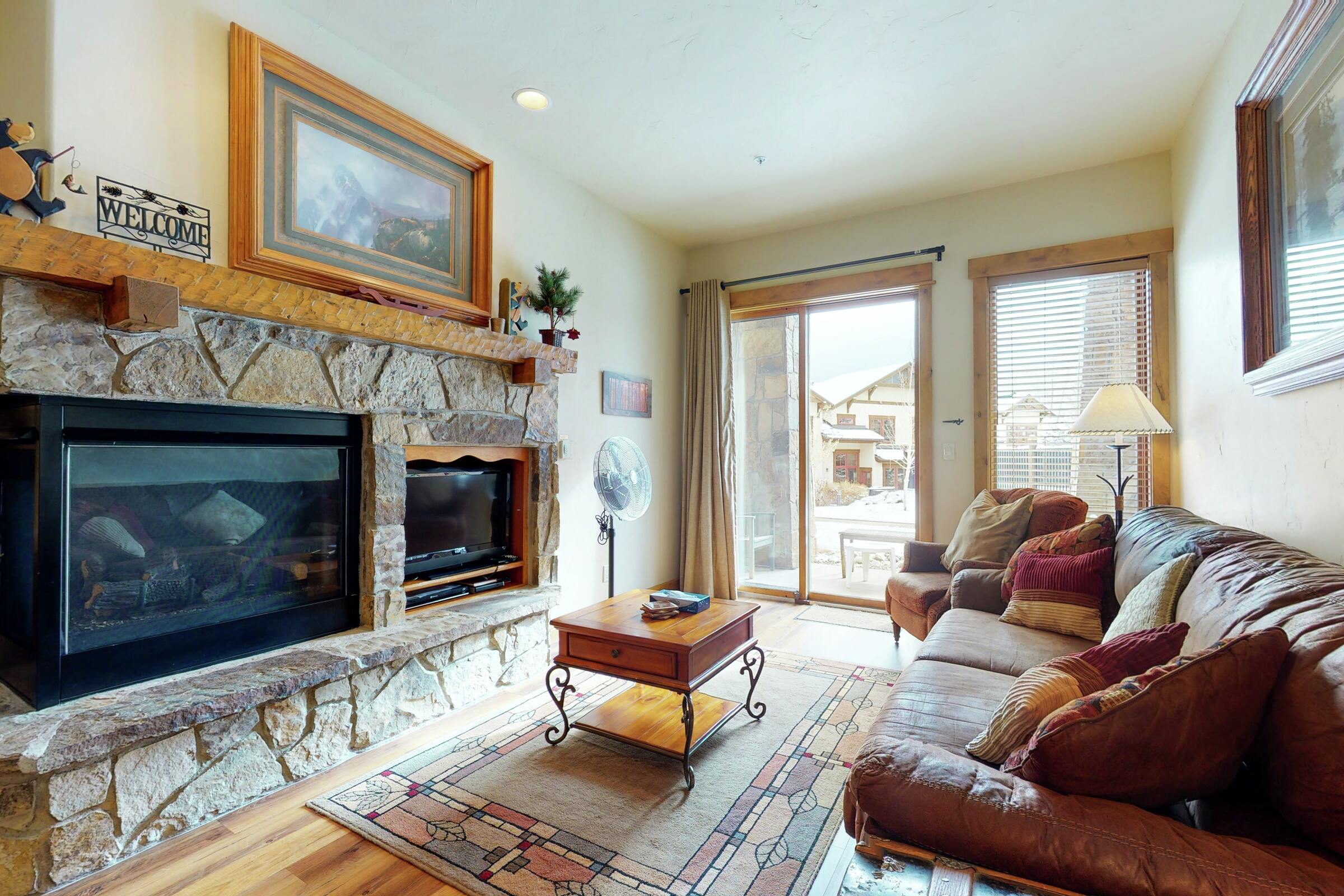 #104 - Living Room