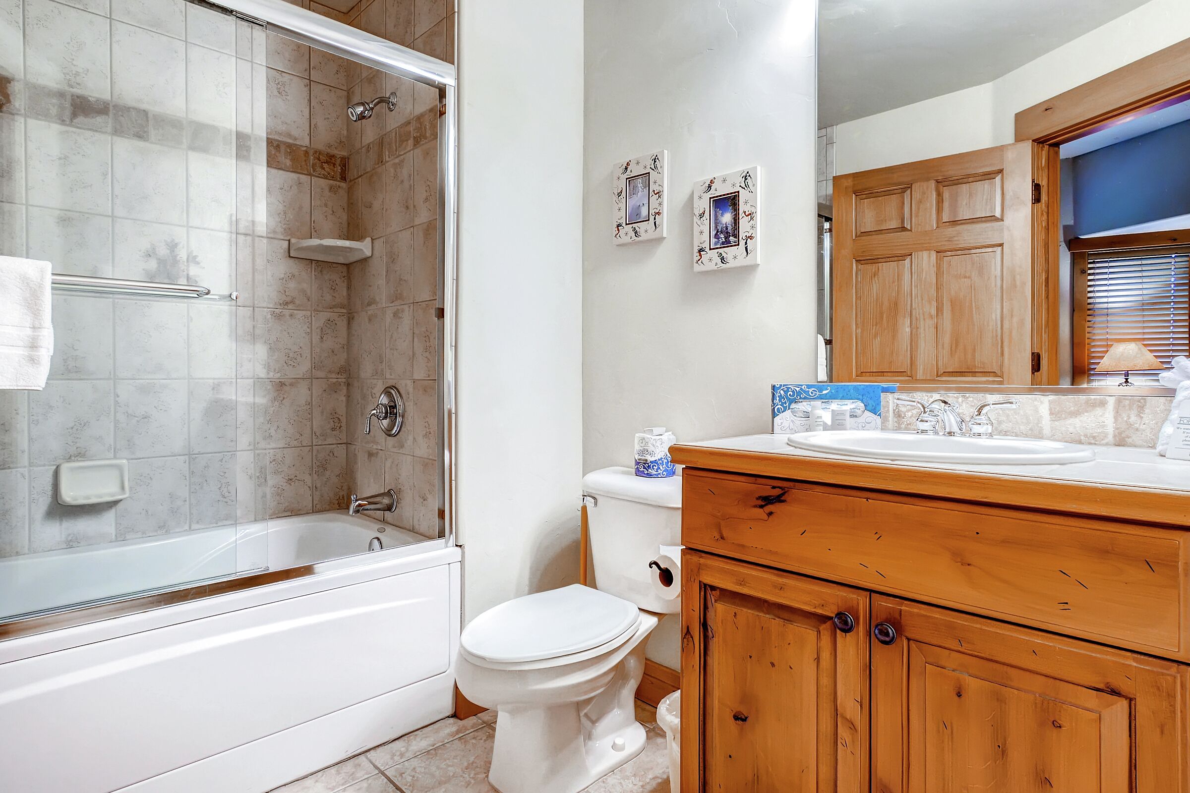 Master Ensuite Bathroom