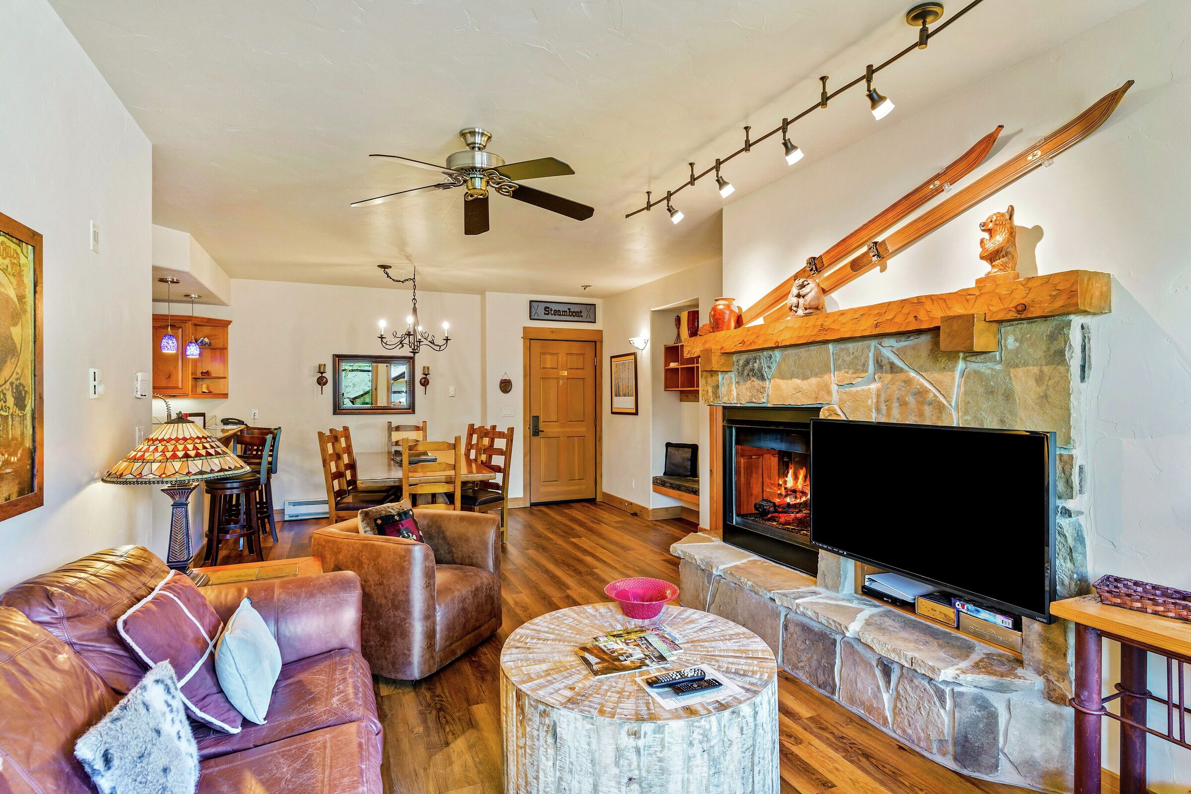 #208 - Living Area