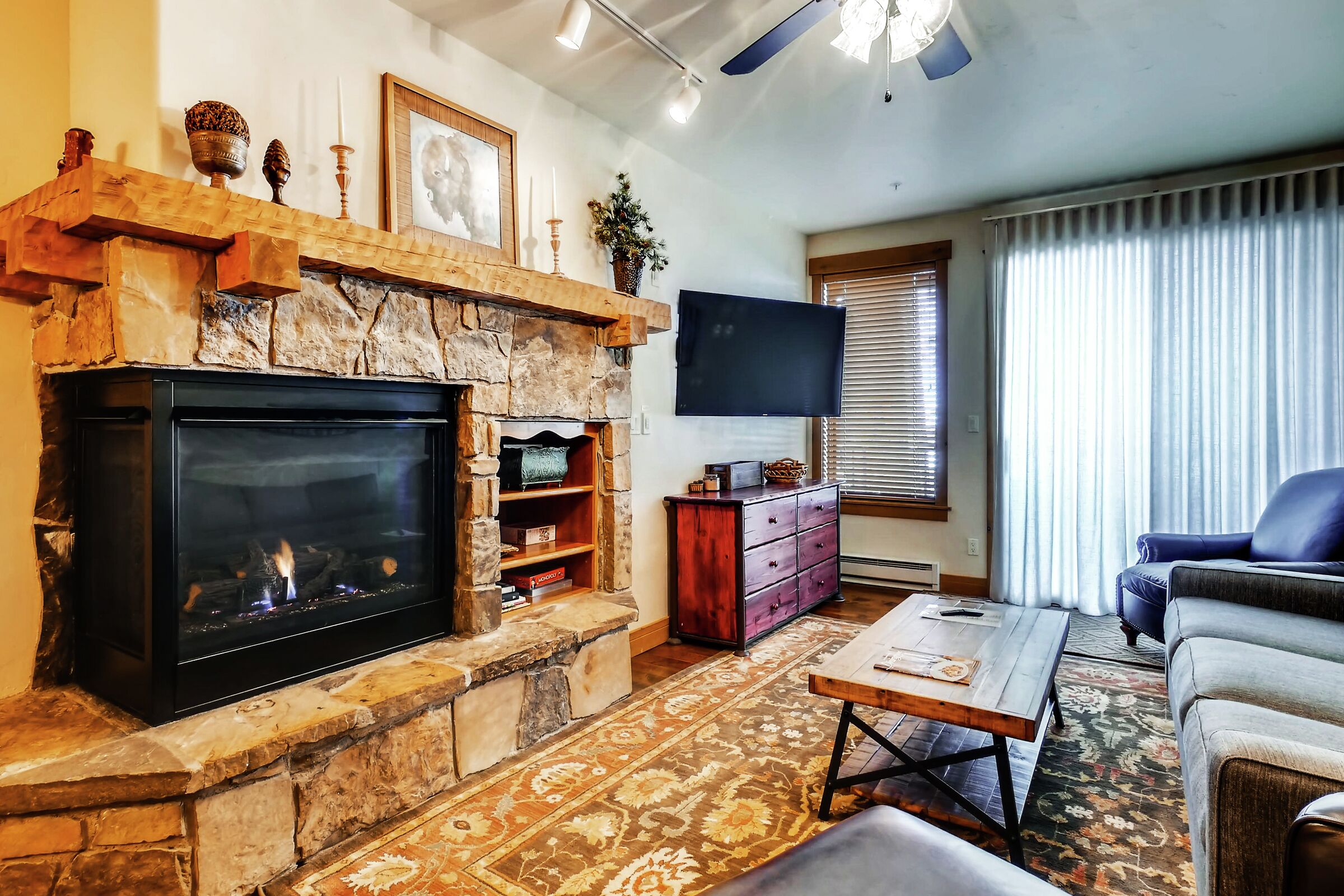 #211 - Living Room