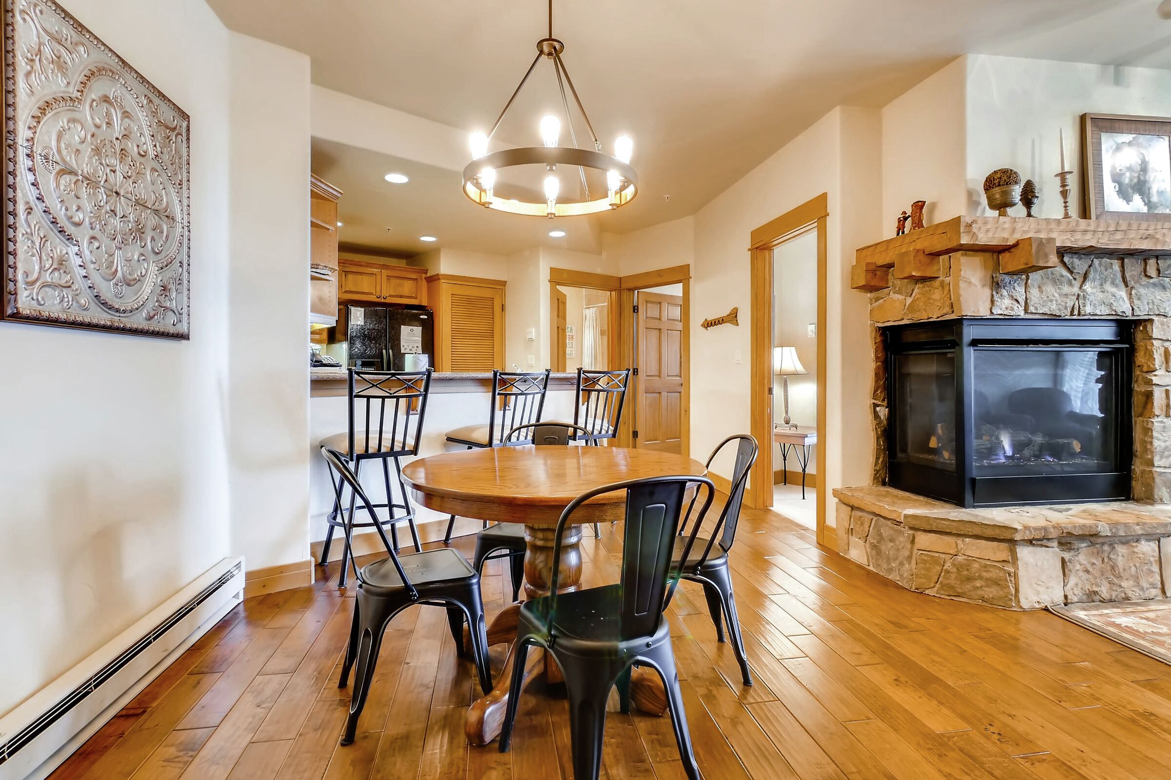 #211 - Dining Room