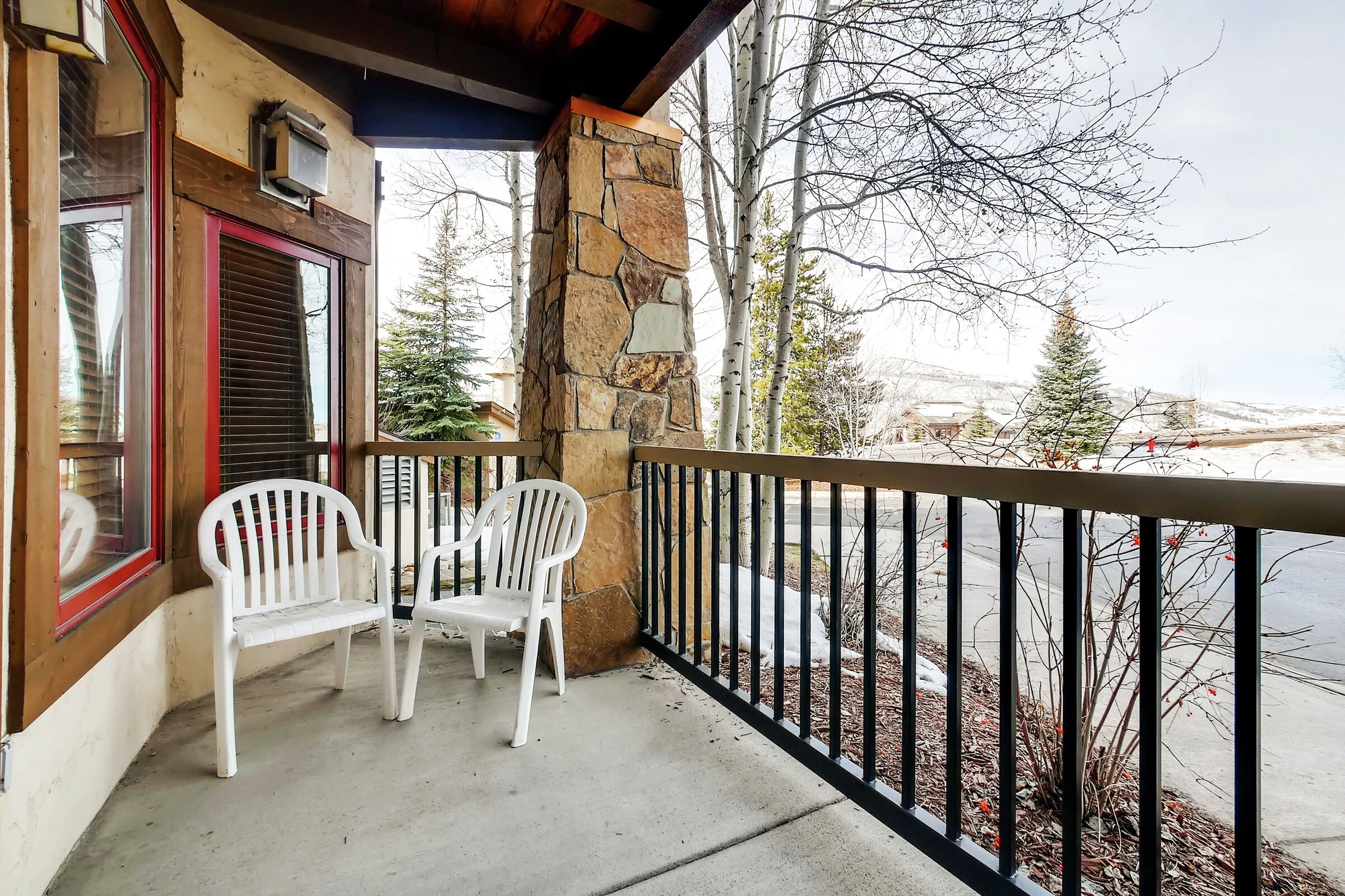 #211 - Balcony