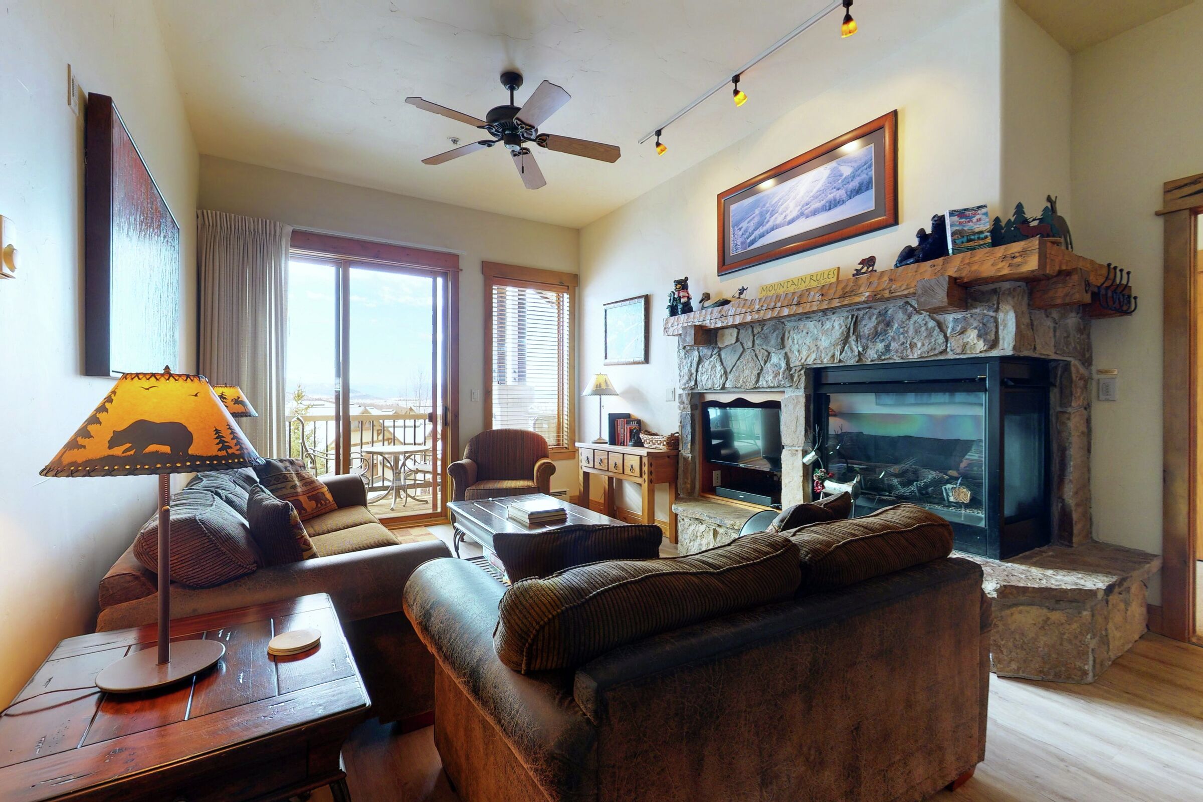#303 - Living Room