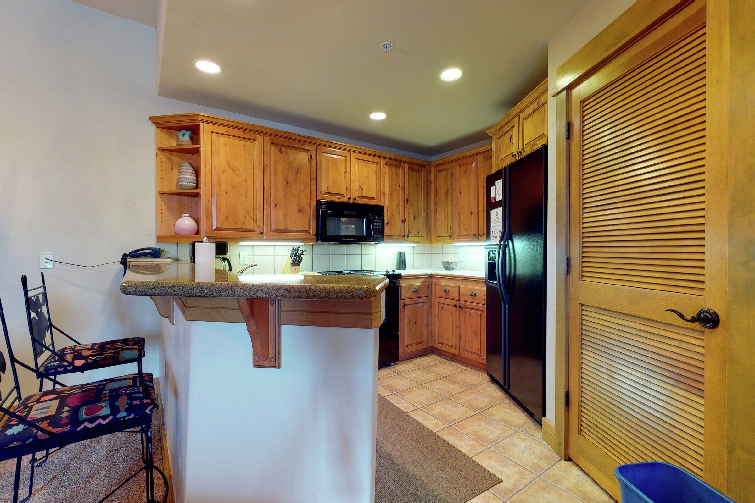#105 - Kitchen Bar