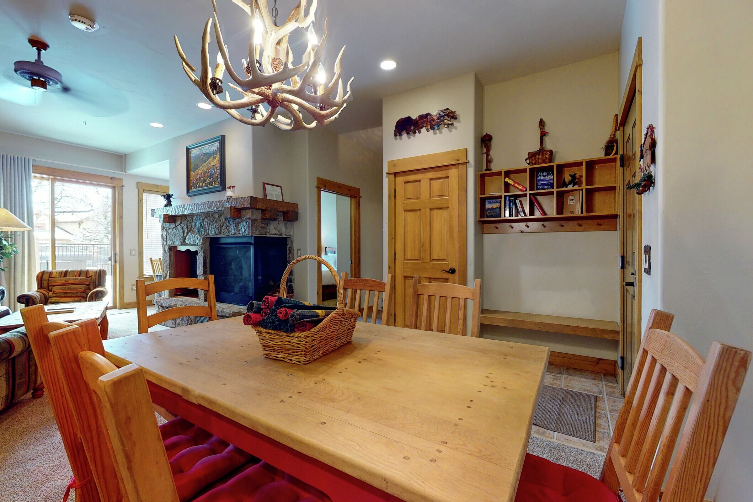 #105 - Dining Area