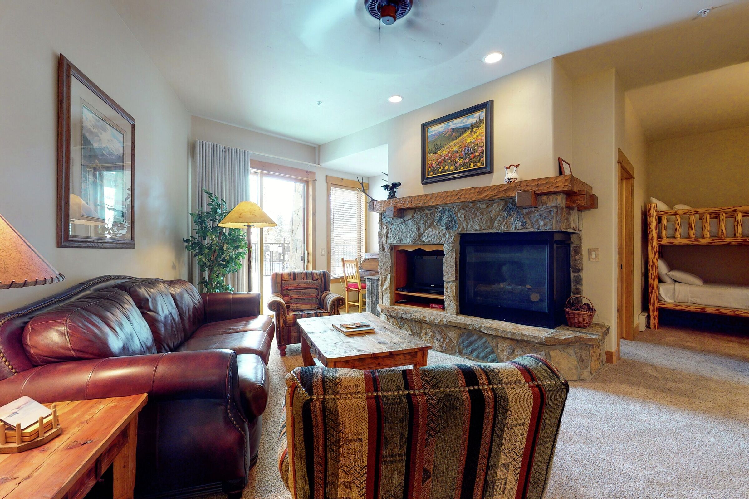 #105 - Living Area