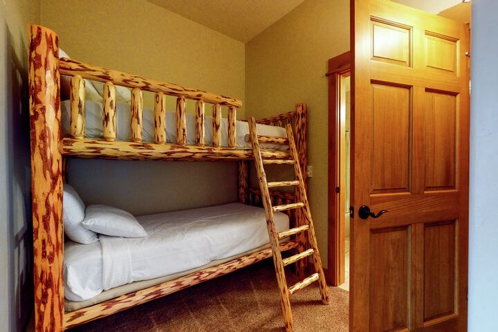 #105 - Den with Bunk Bed