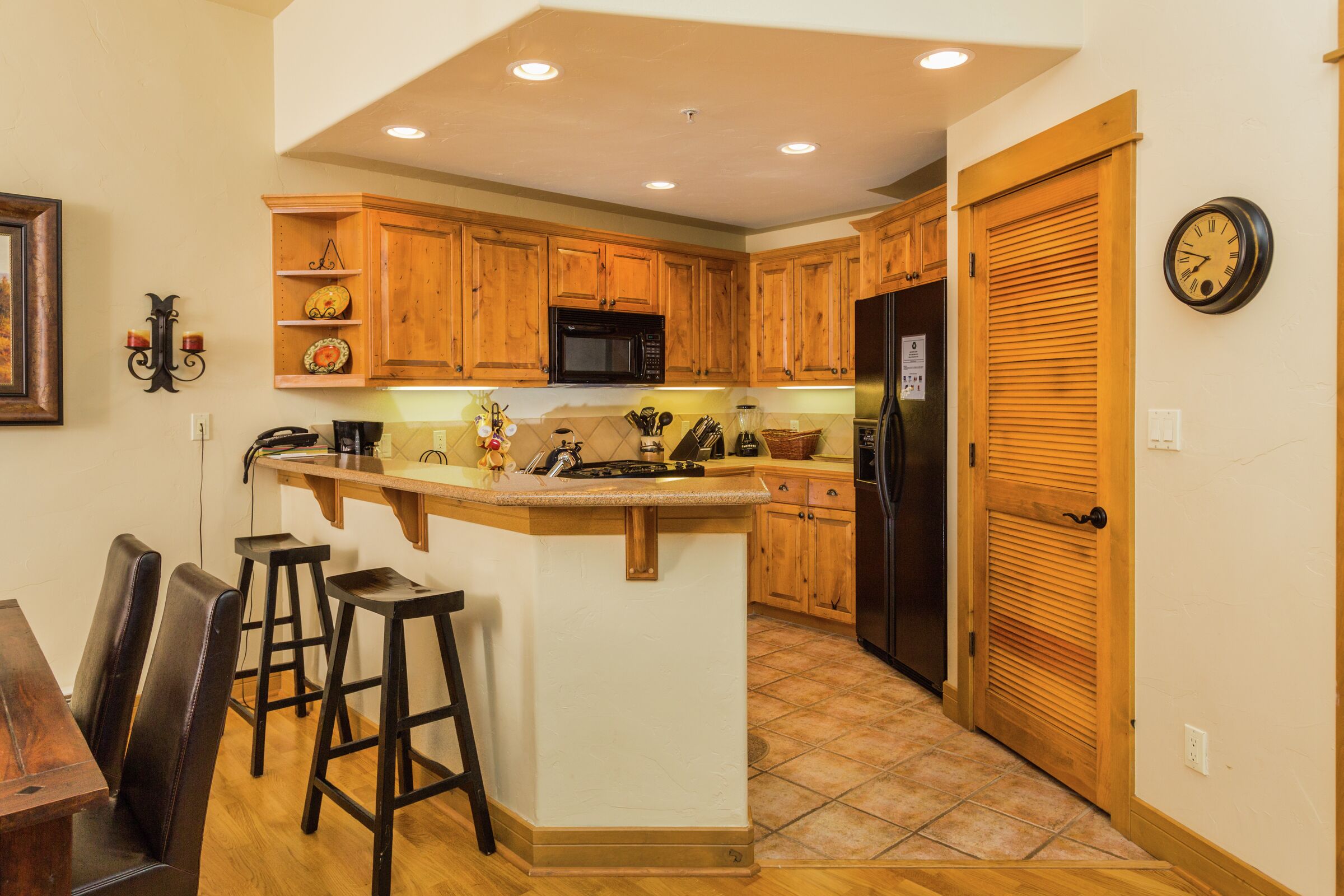#305 - Kitchen
