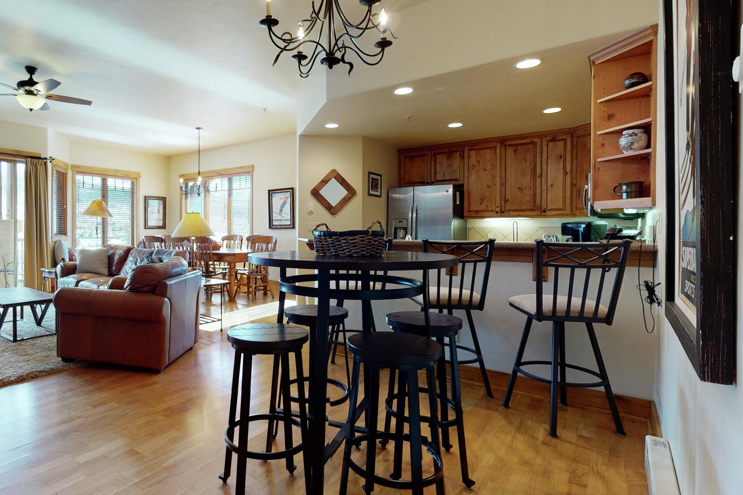 #308 - Kitchen