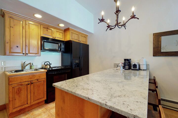 #313 - Studio Kitchen