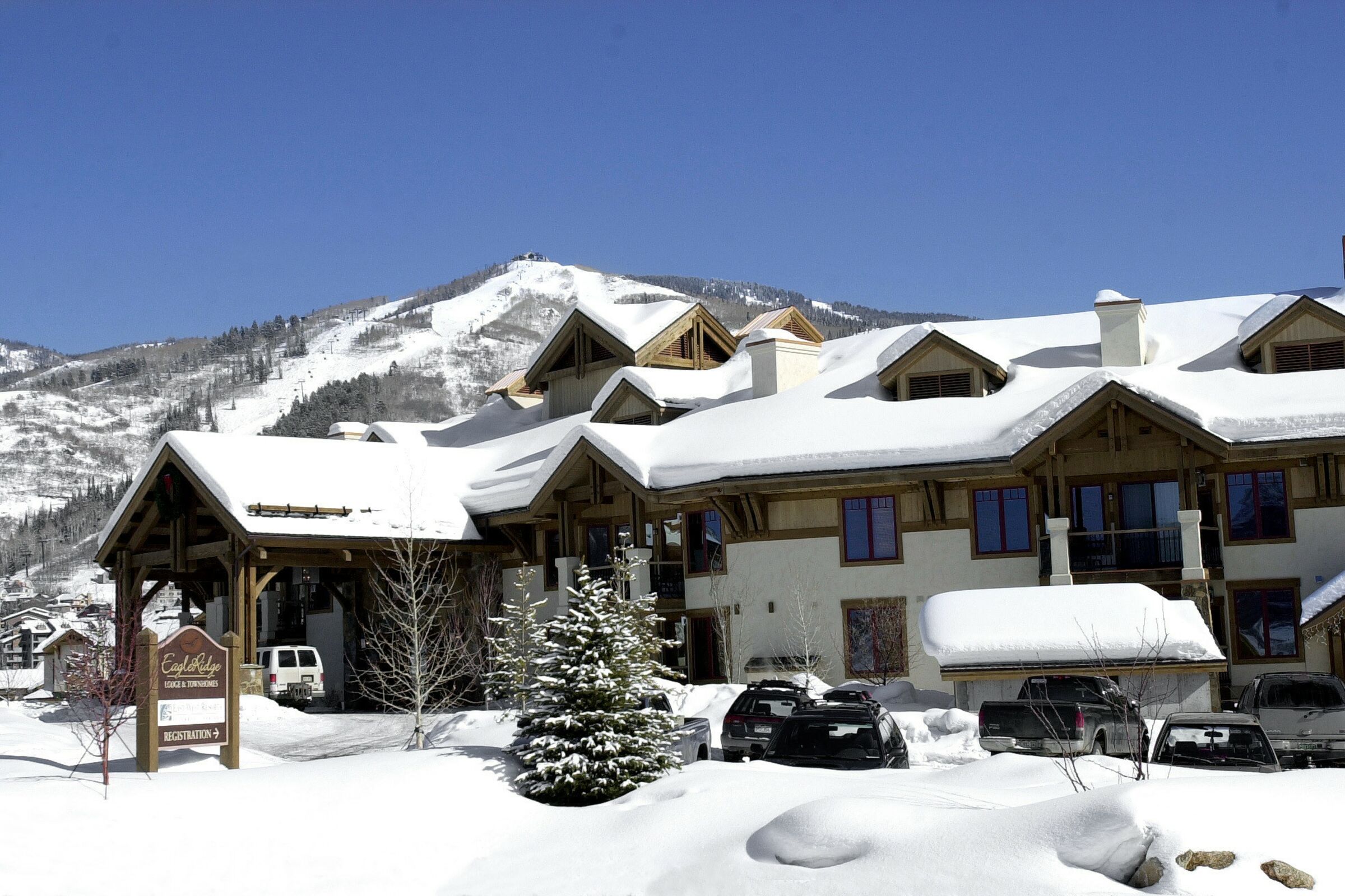 EagleRidge Lodge