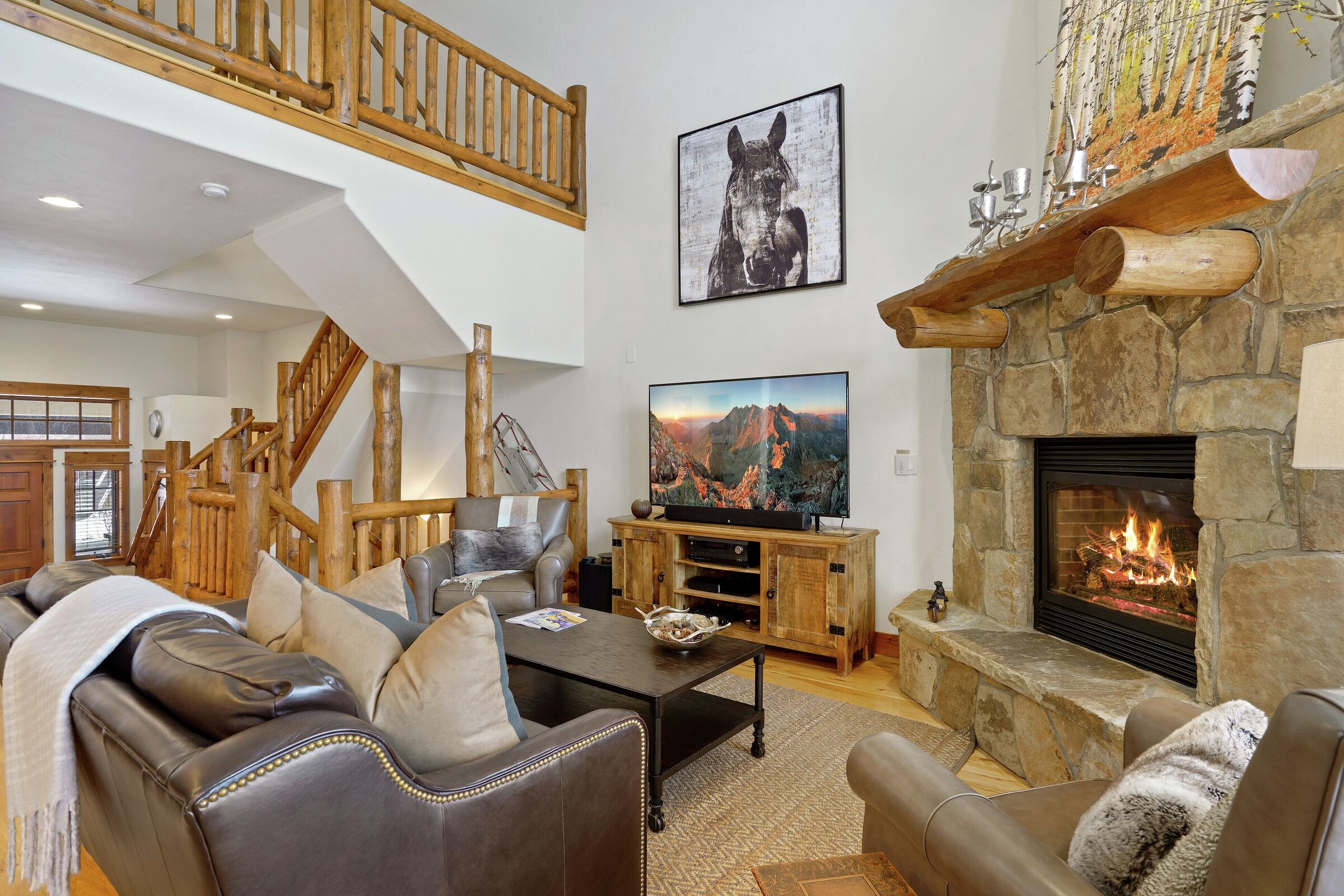 #1412 - Living Area