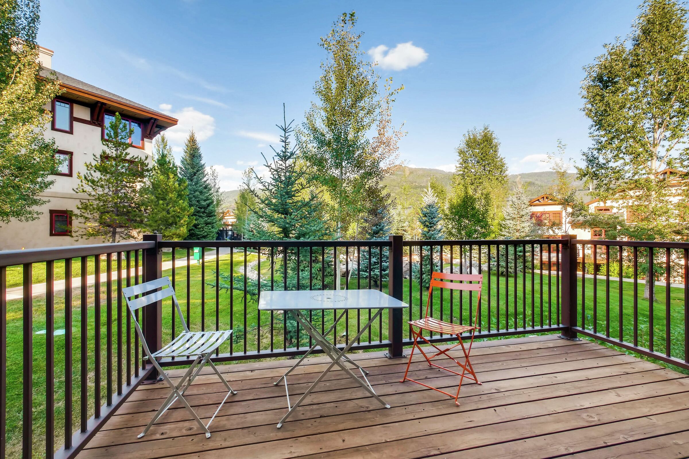 #1412 - Deck