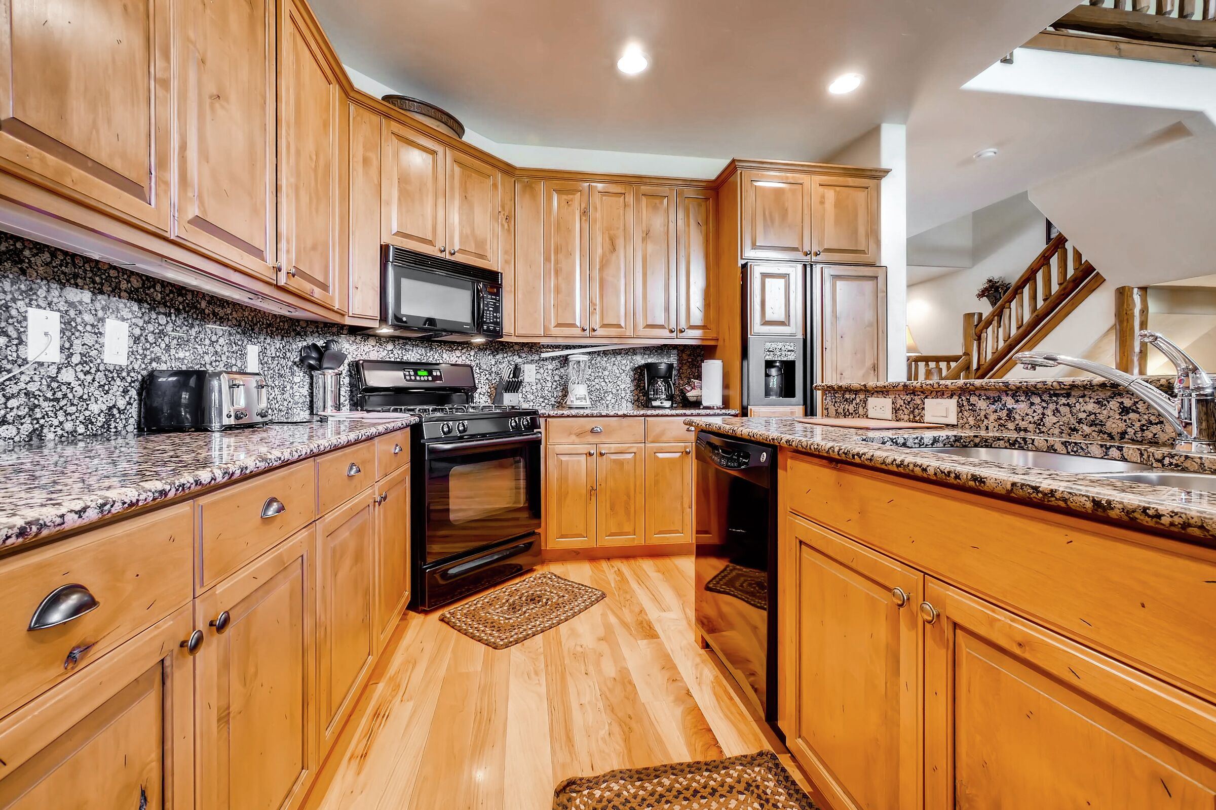 #1512 - Kitchen
