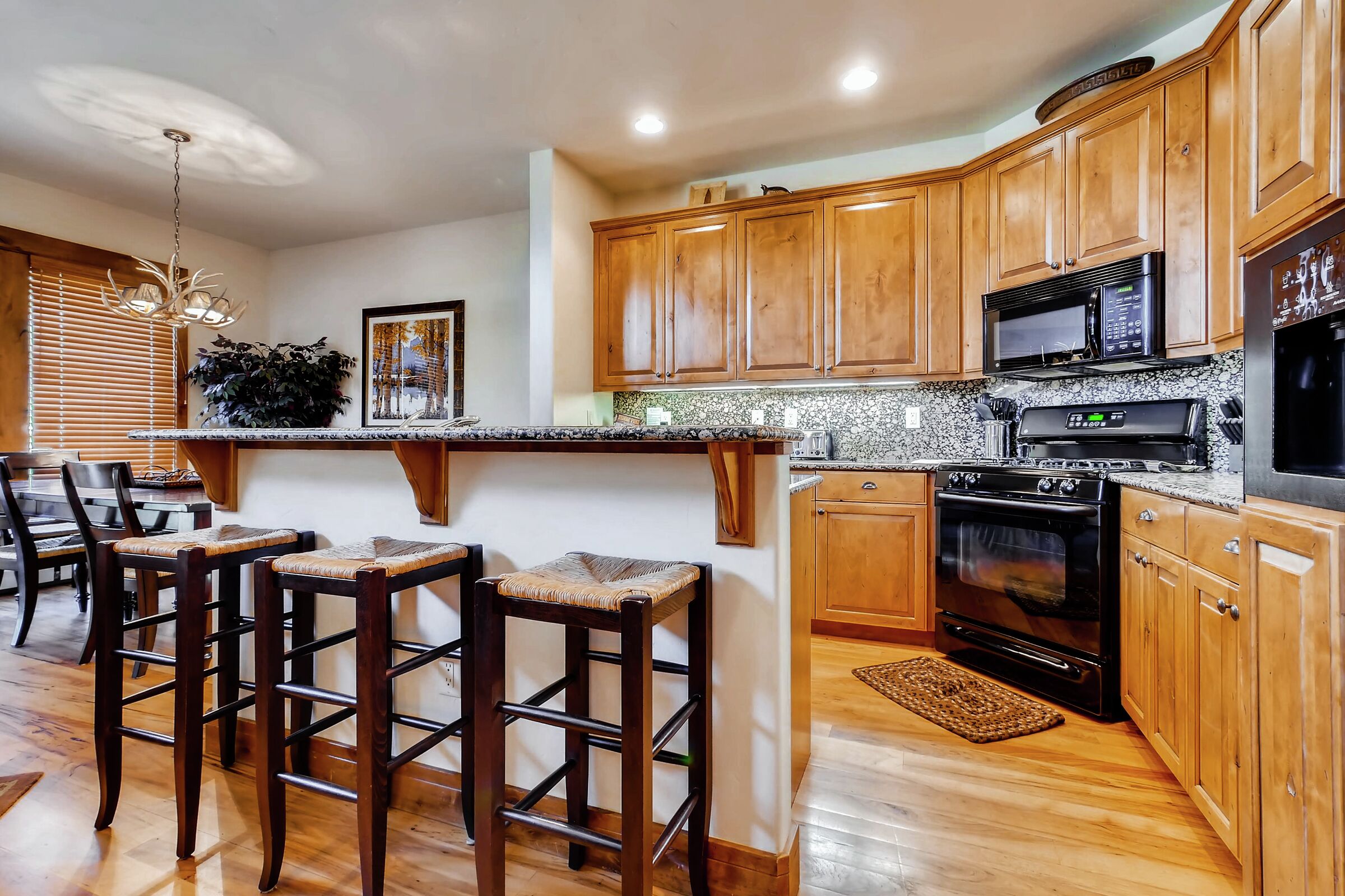#1512 - Kitchen