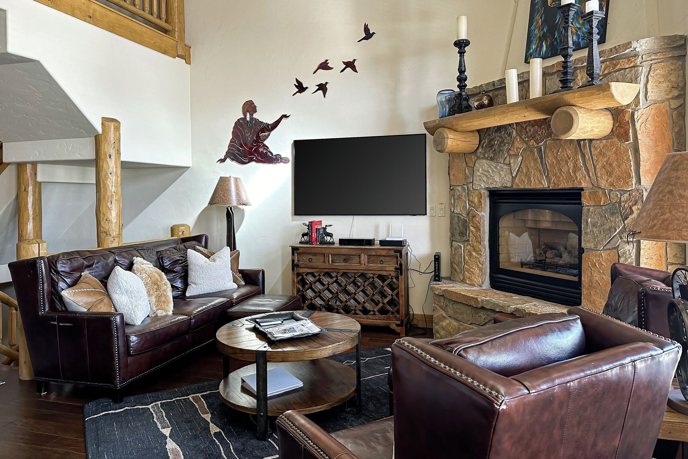 #1556 - Living Area