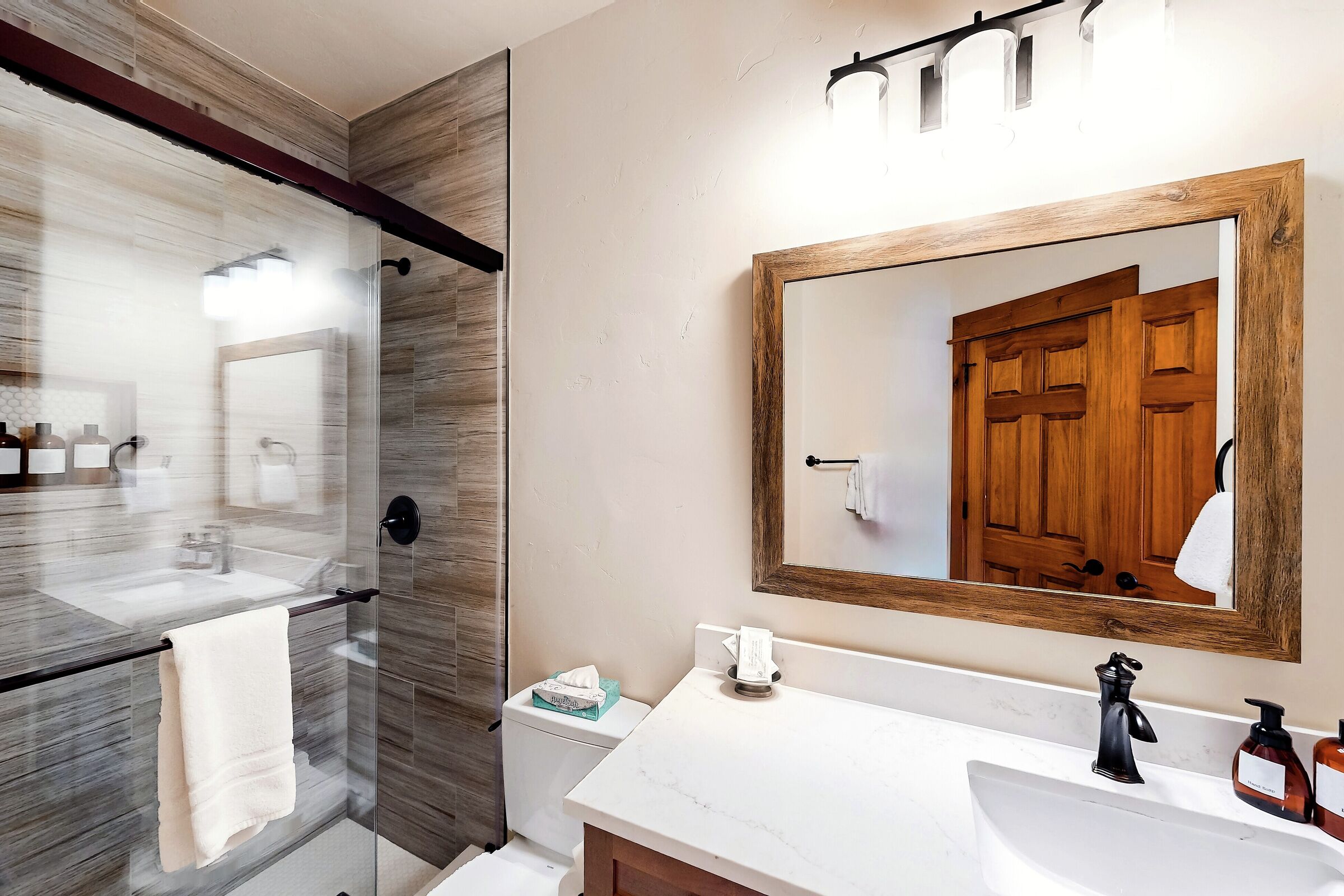 #1410 - Bathroom