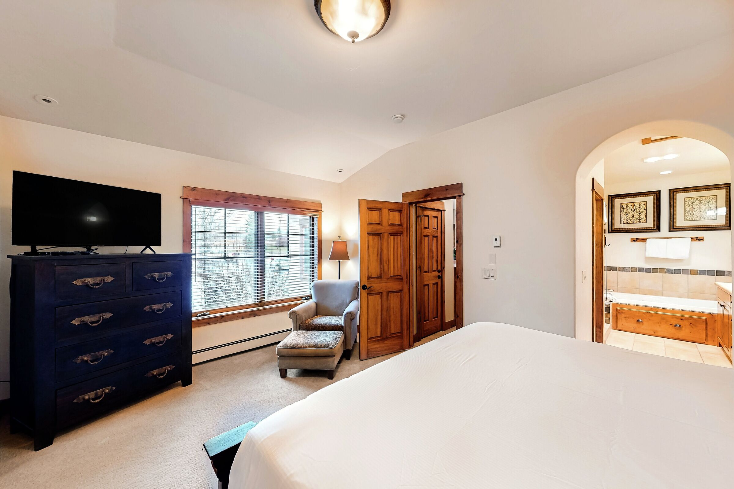 #1410 - Master Bedroom