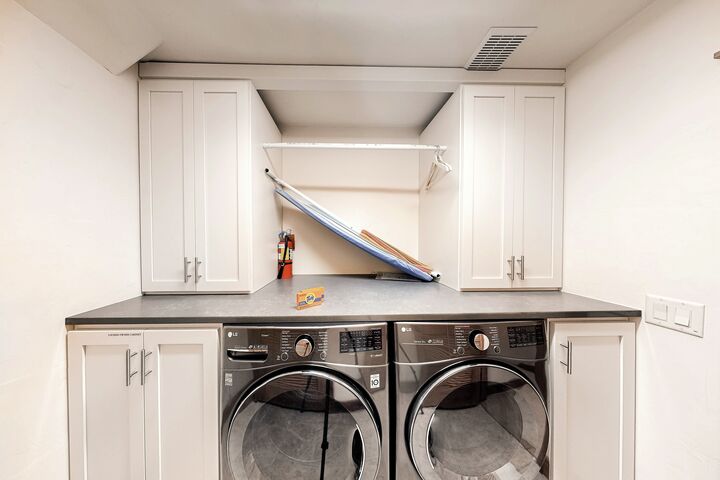 #1410 - Laundry Room