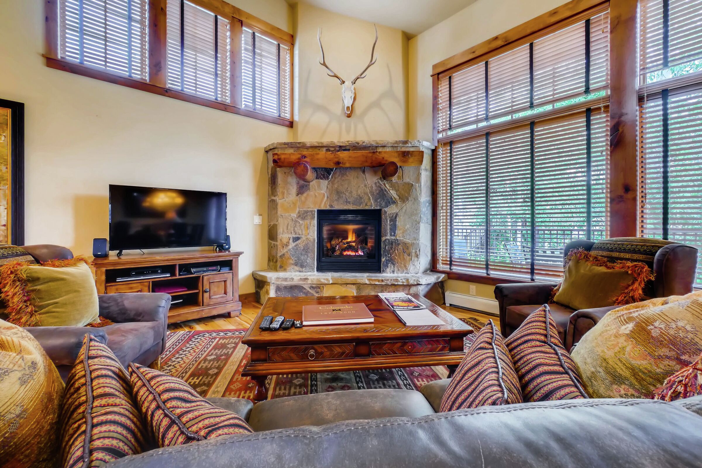 #1442 - Living Room
