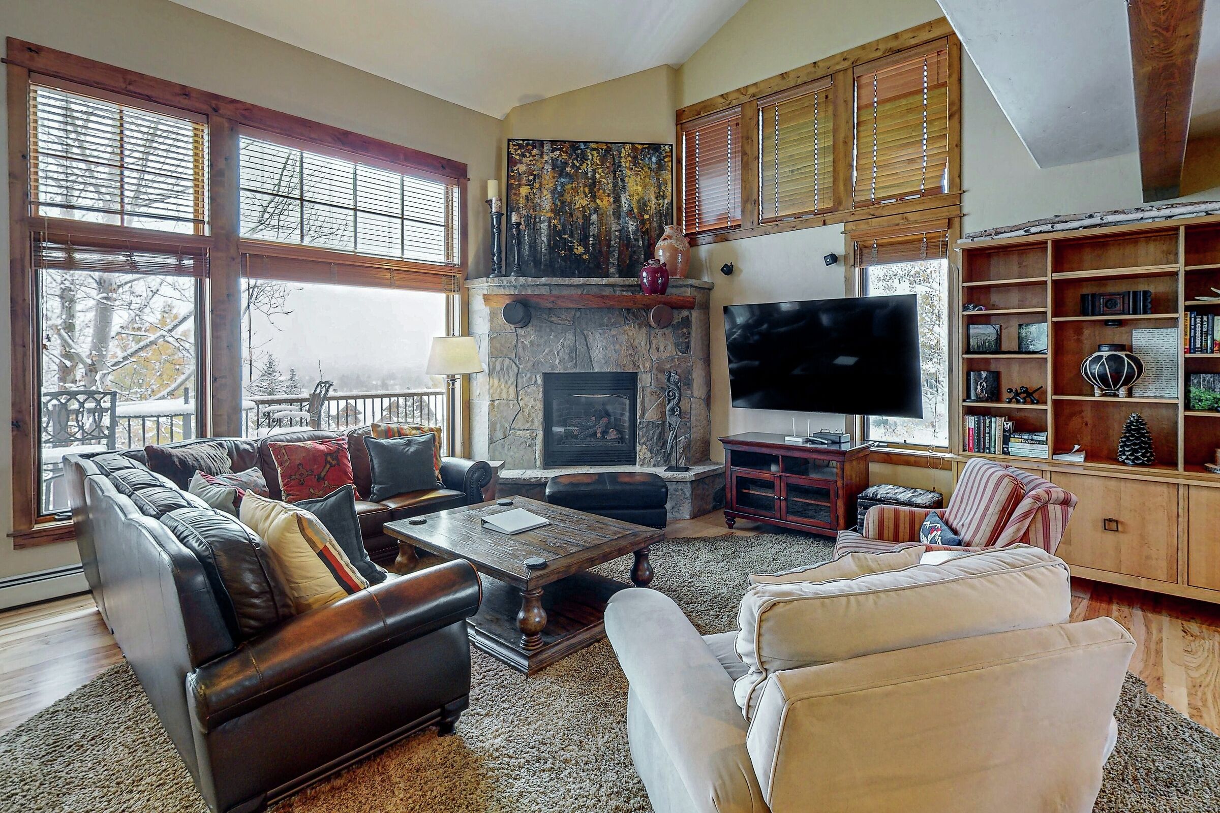 #1467 - Living Area