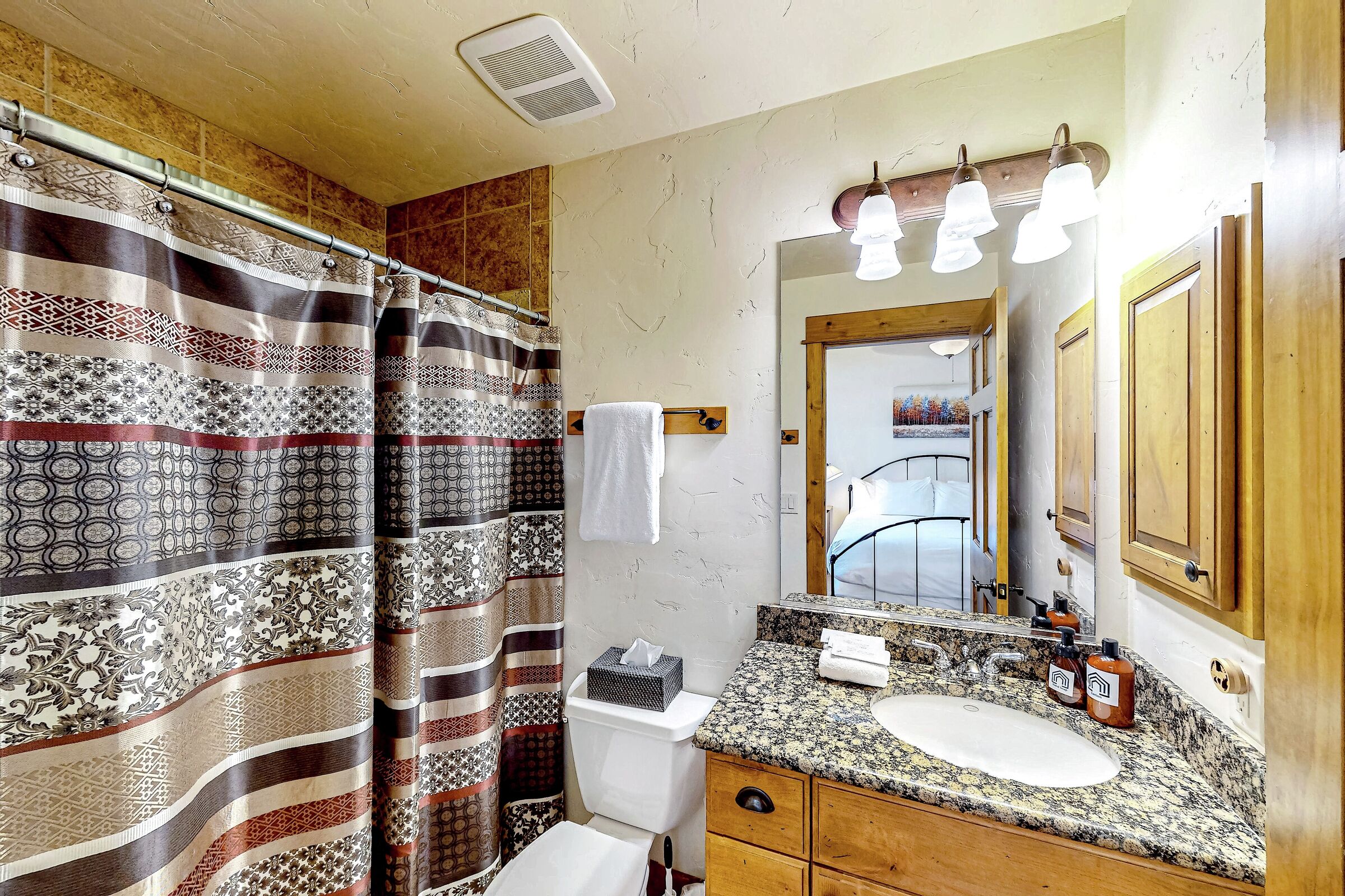 #1477 - Ensuite Bathroom