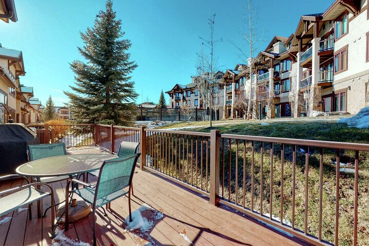 #1534 - Balcony with BBQ