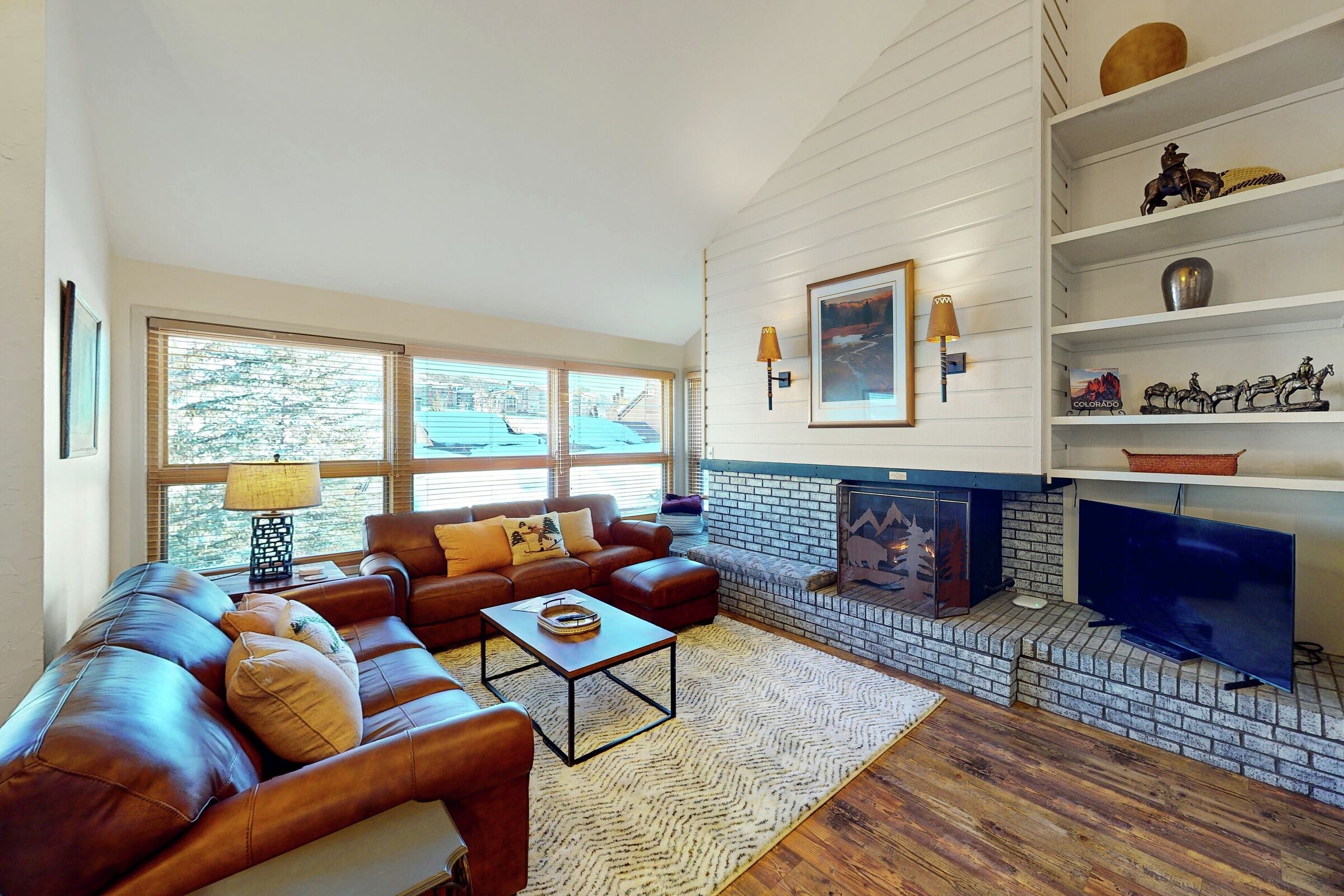 #310 - Living Area