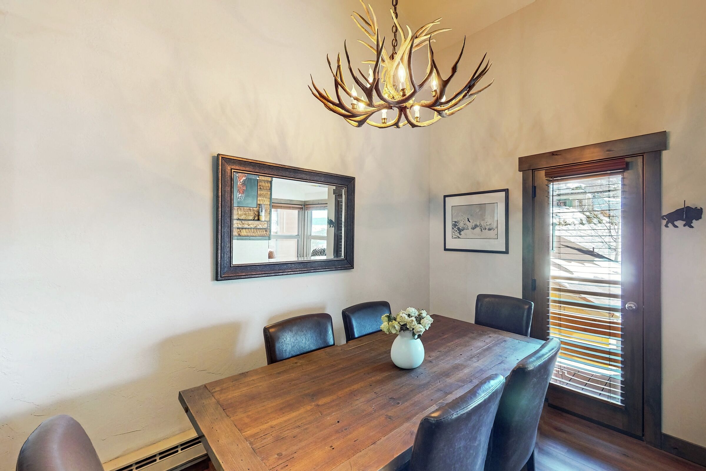 #202 - Dining Area