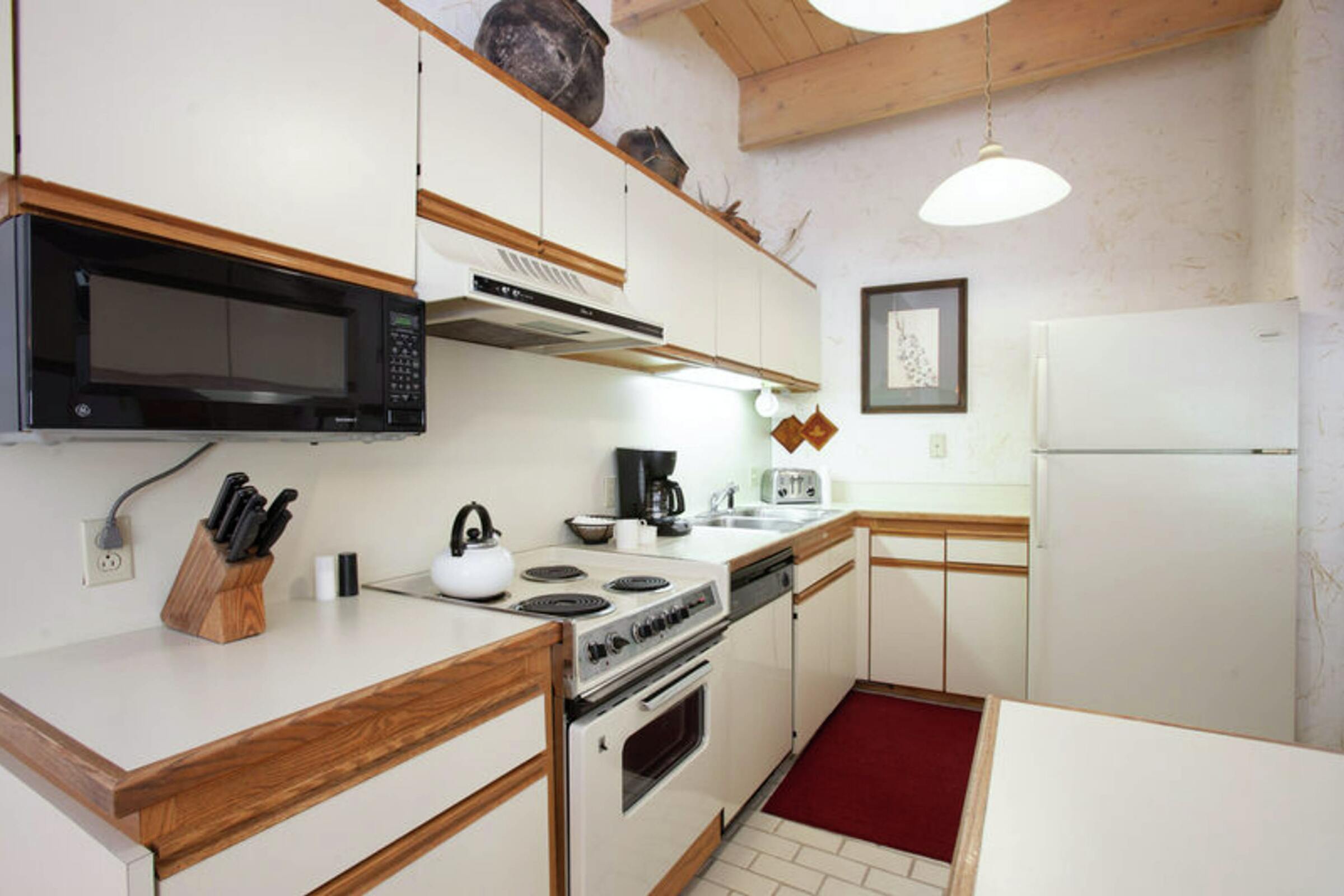 #303 - Kitchen