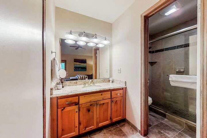 #308 - Ensuite Bathroom