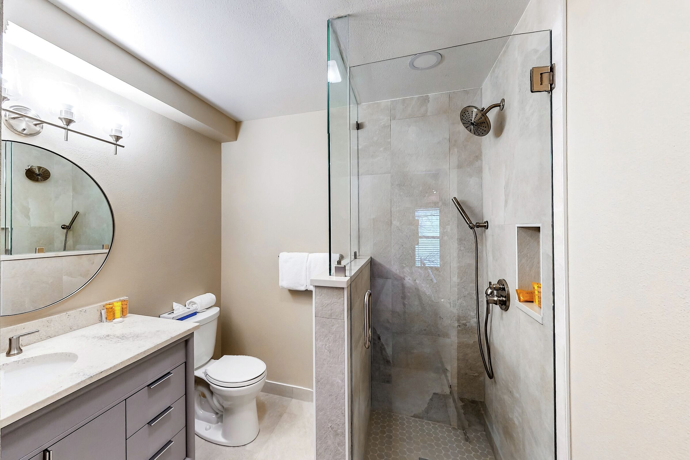 #209 - Ensuite Bathroom