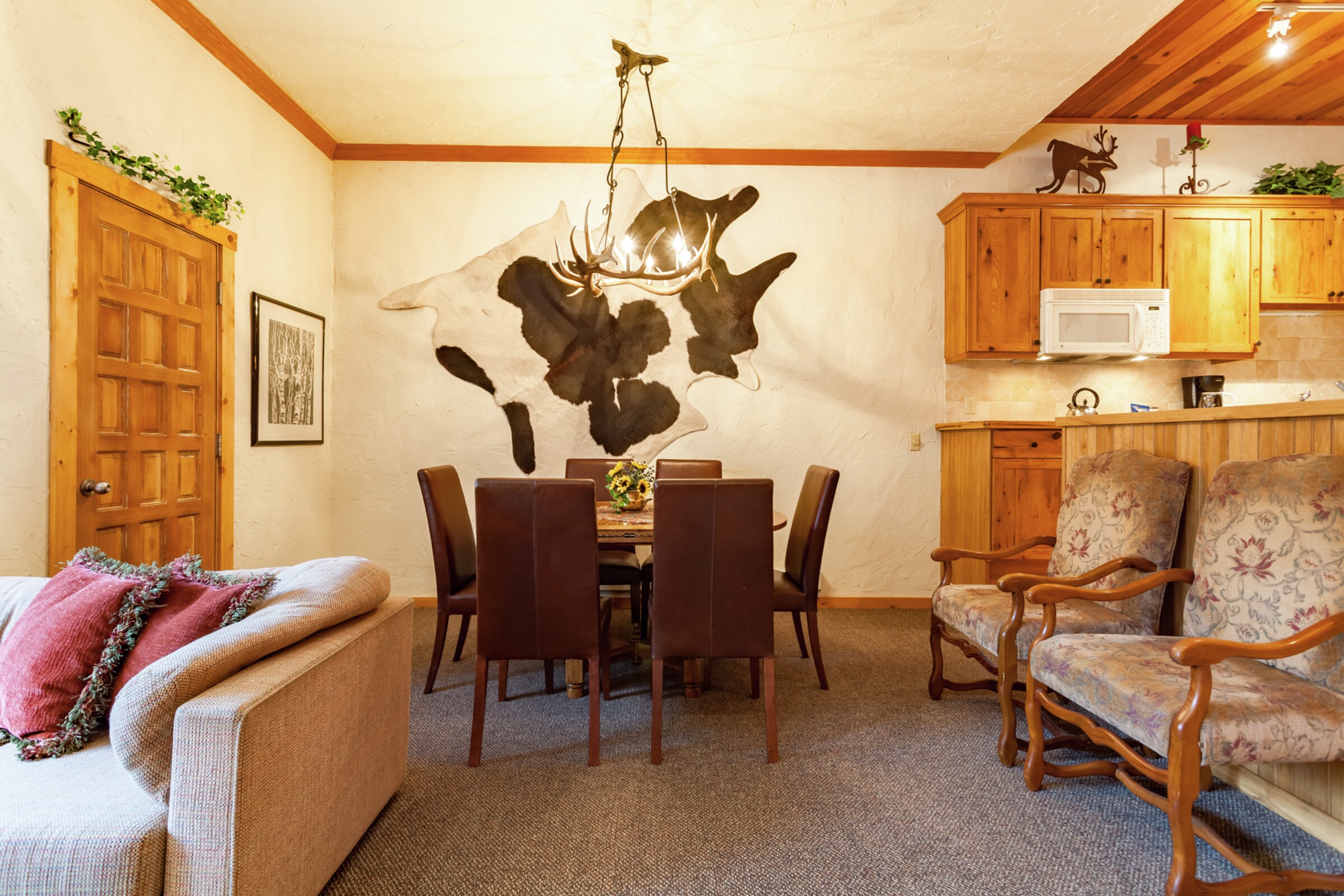 #103 - Dining Room