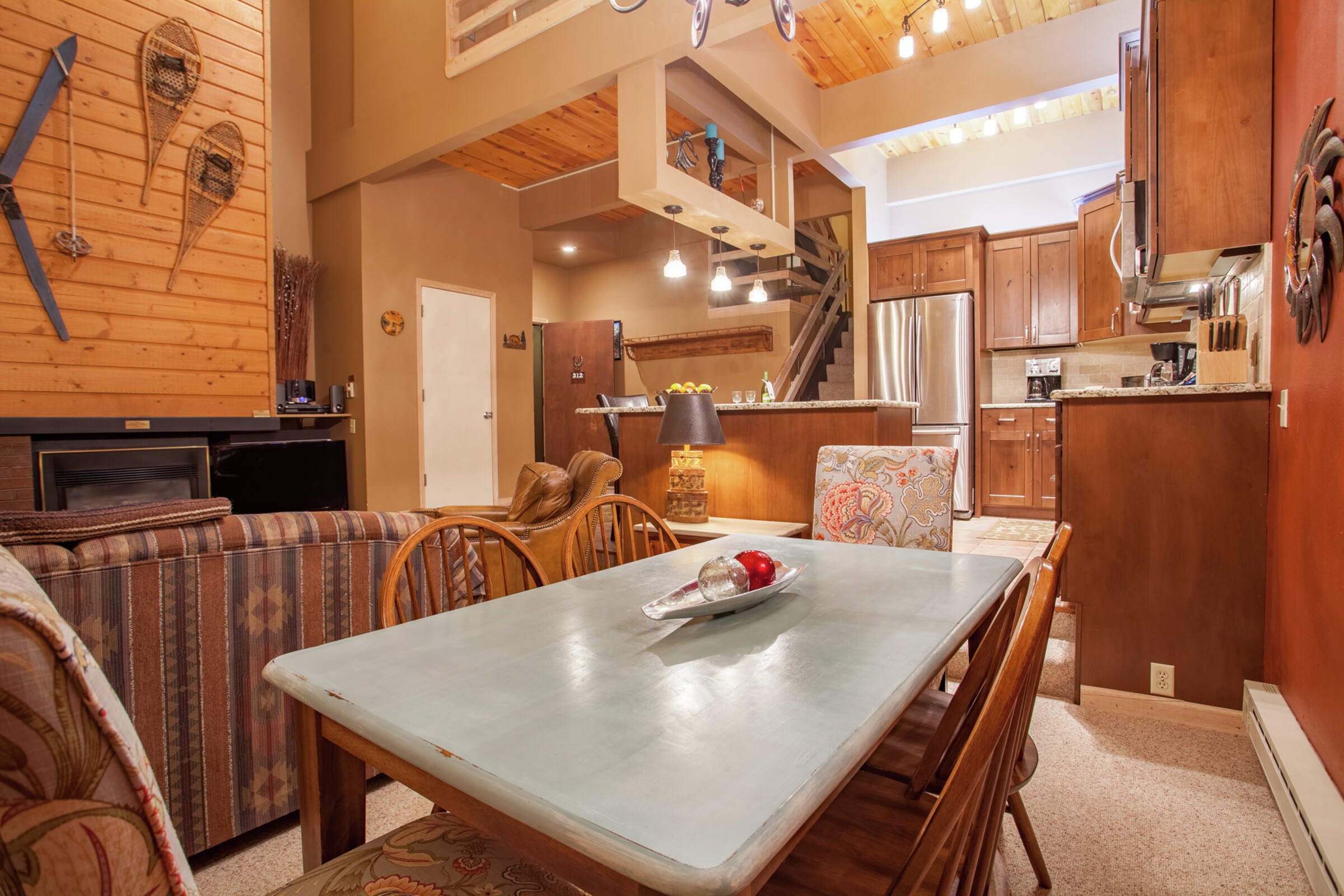 #312 - Dining Room