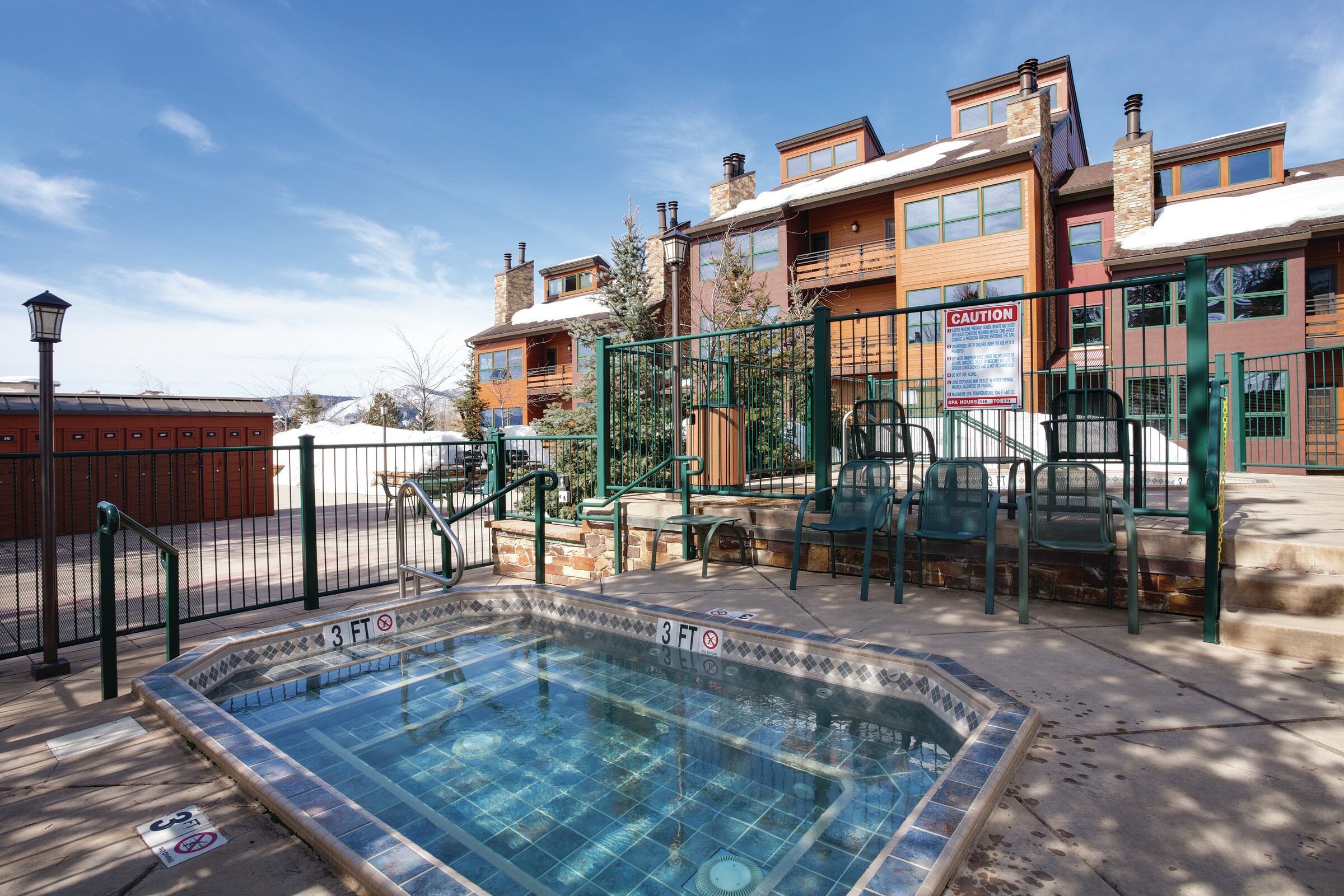 Outdoor Hot Tub