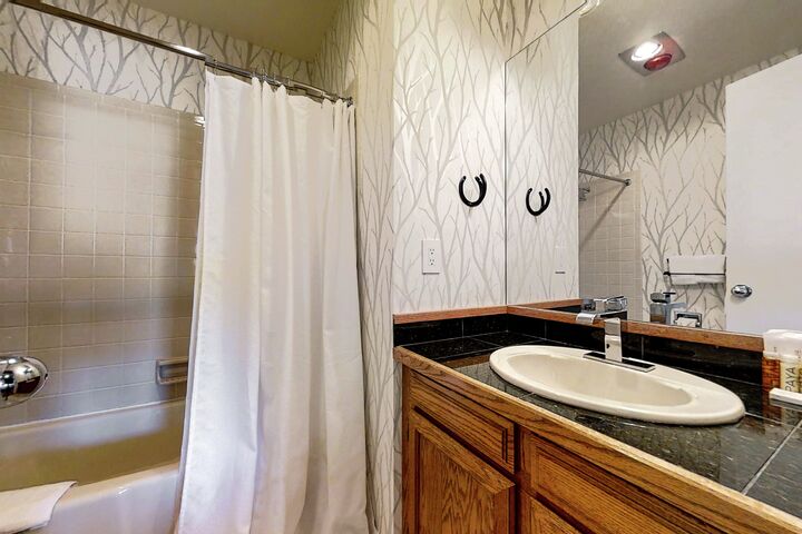 #8 - Ensuite Bathroom