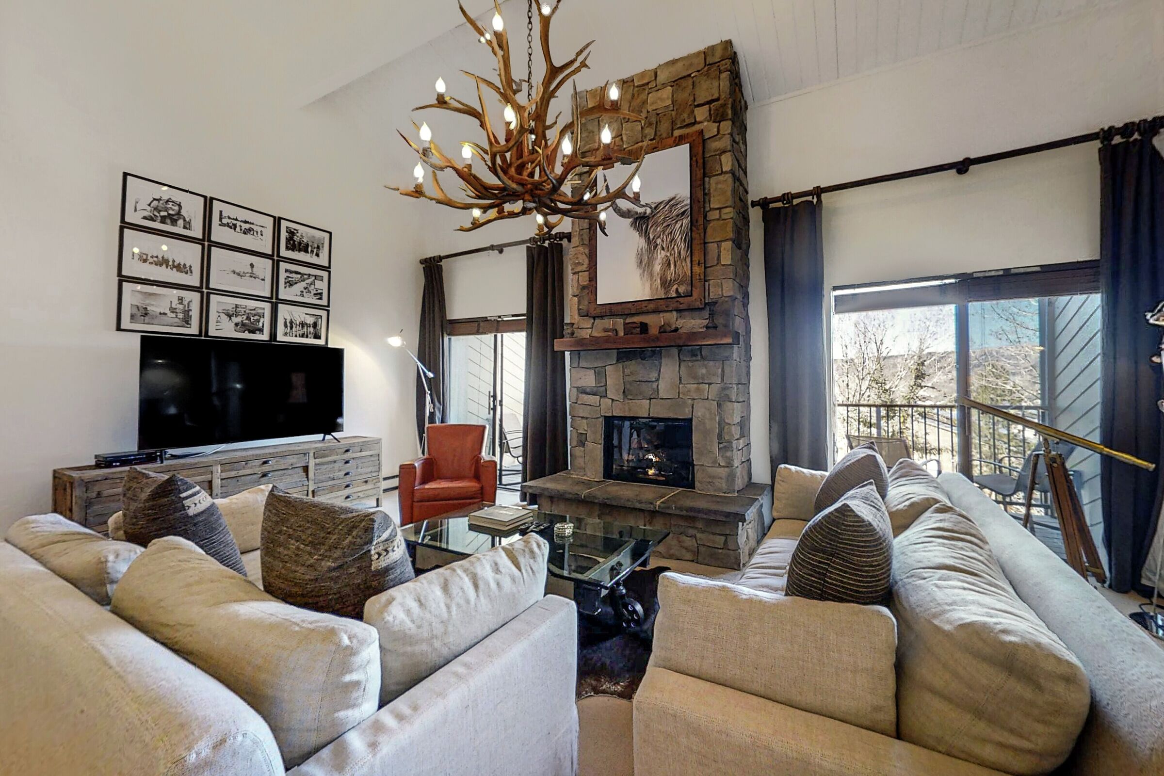 #8 - Living Area