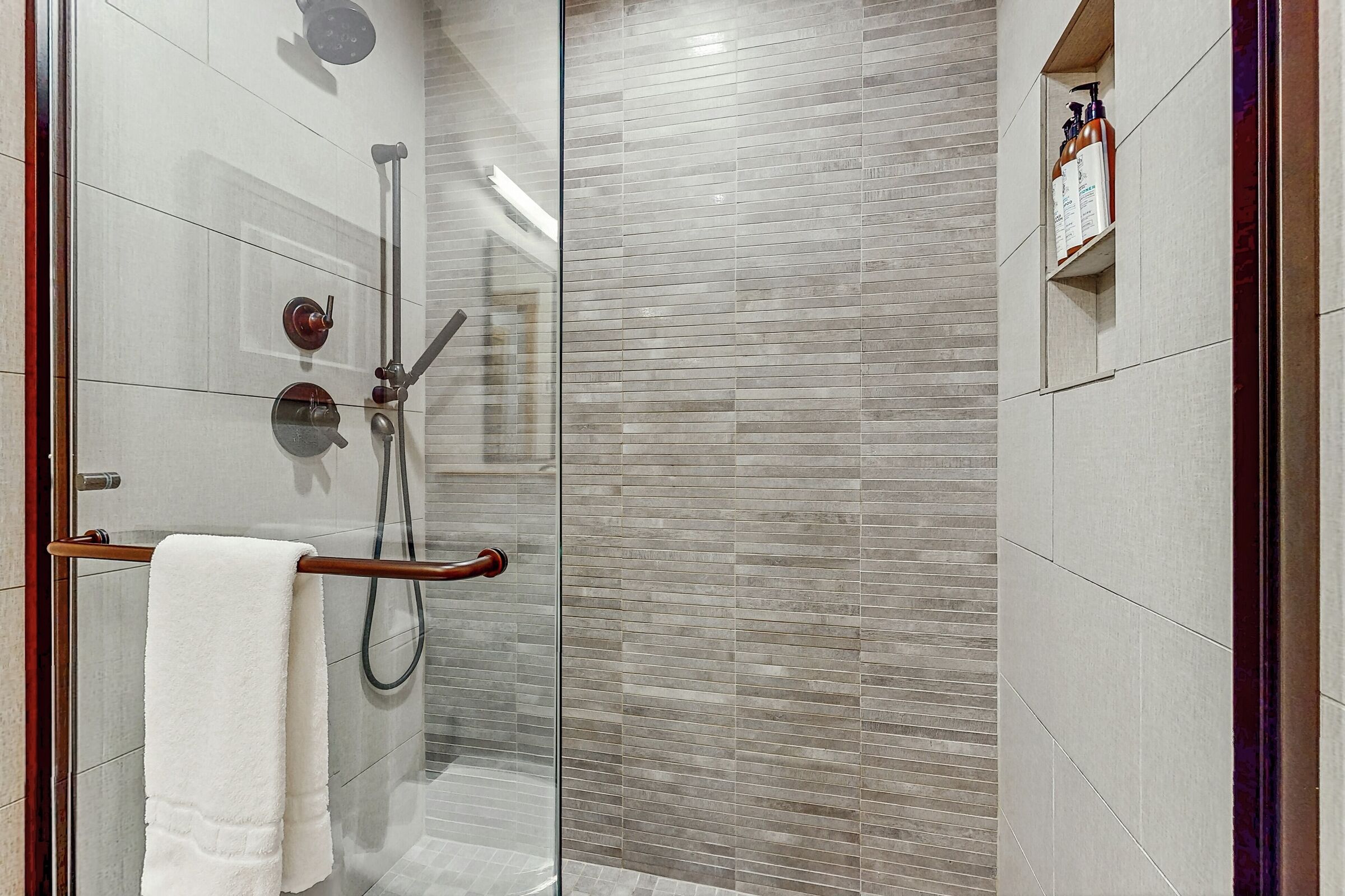 Master Ensuite Bathroom