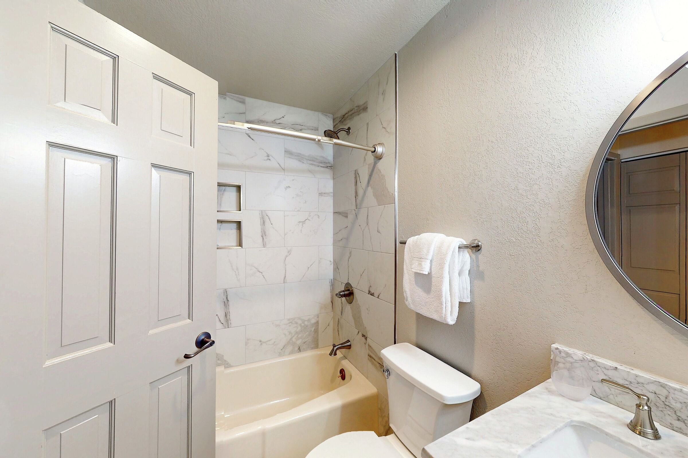 #4 - Ensuite Bathroom