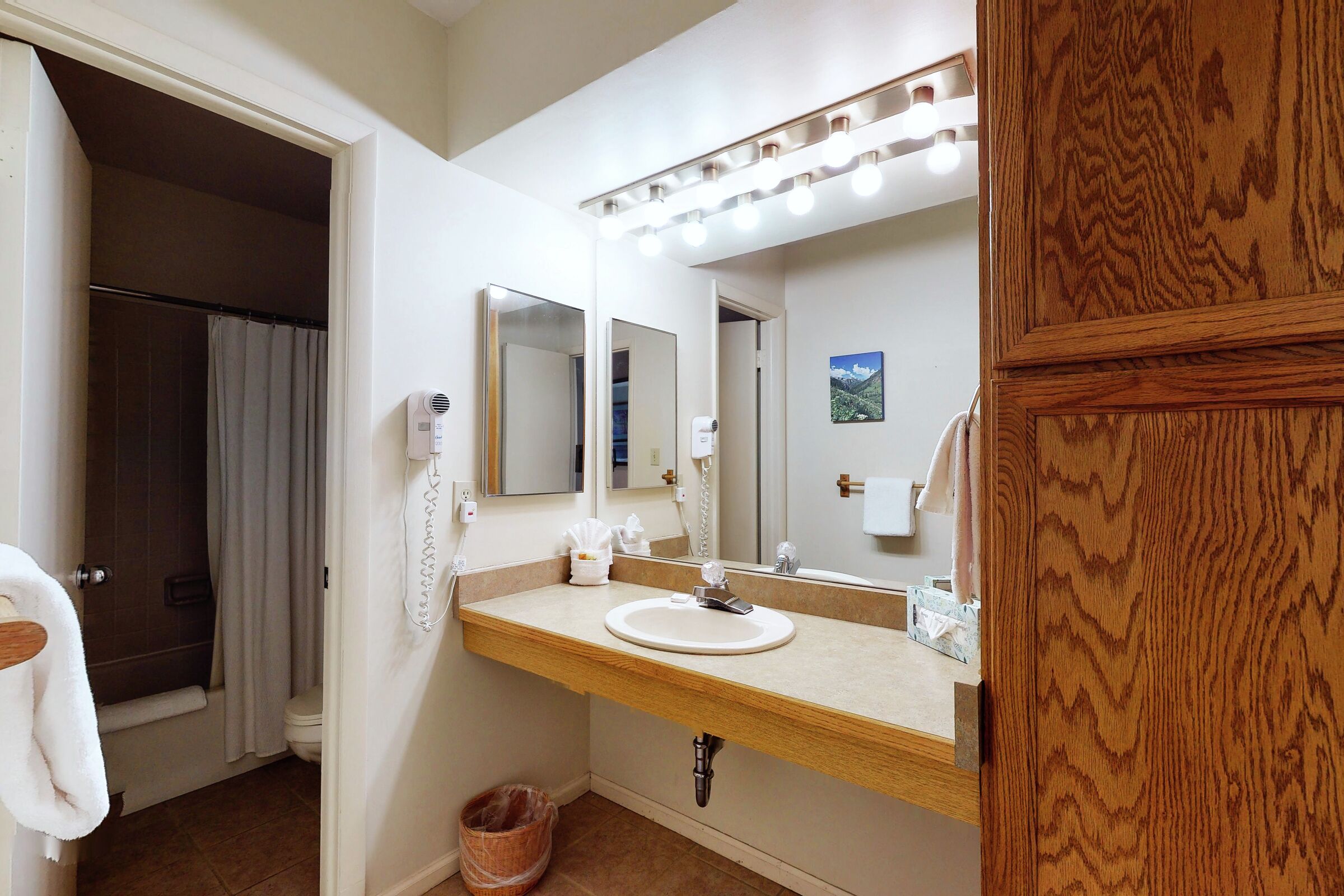 #7 - Master Ensuite Bathroom