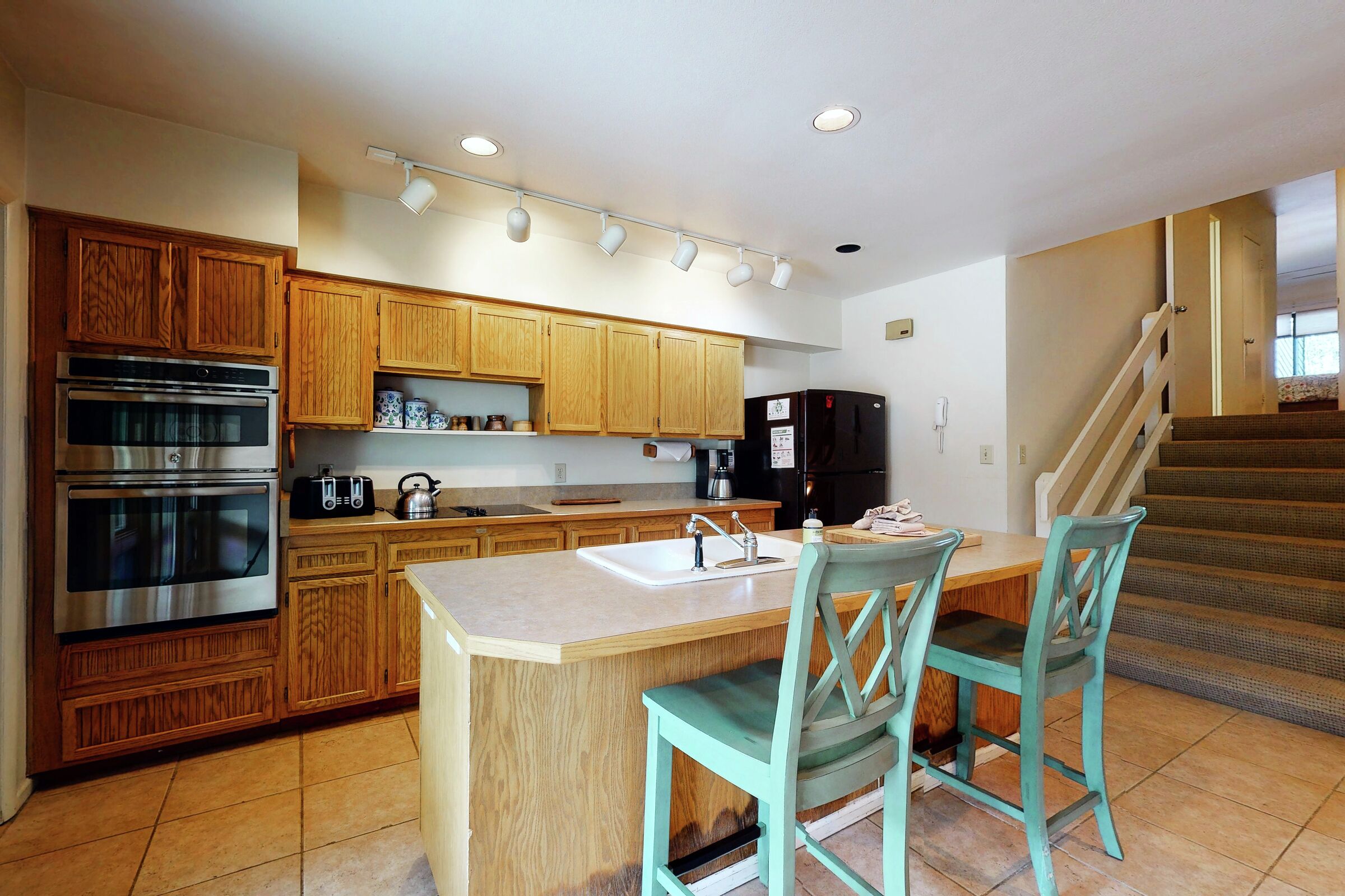 #7 - Kitchen
