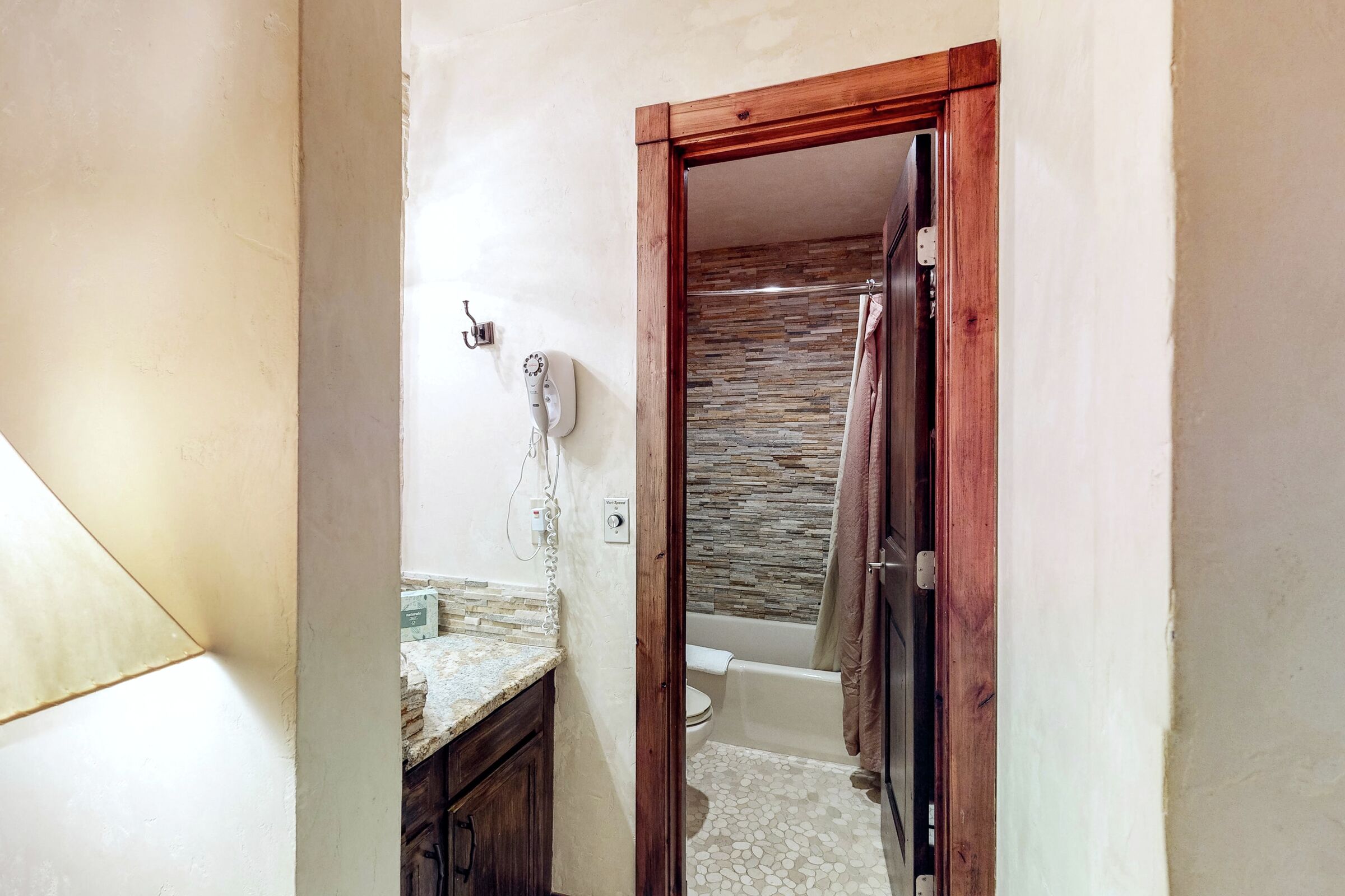 Master Ensuite Bathroom