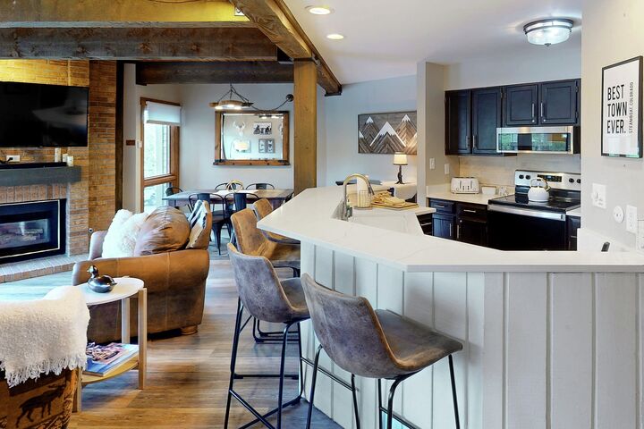 #C102 - Kitchen