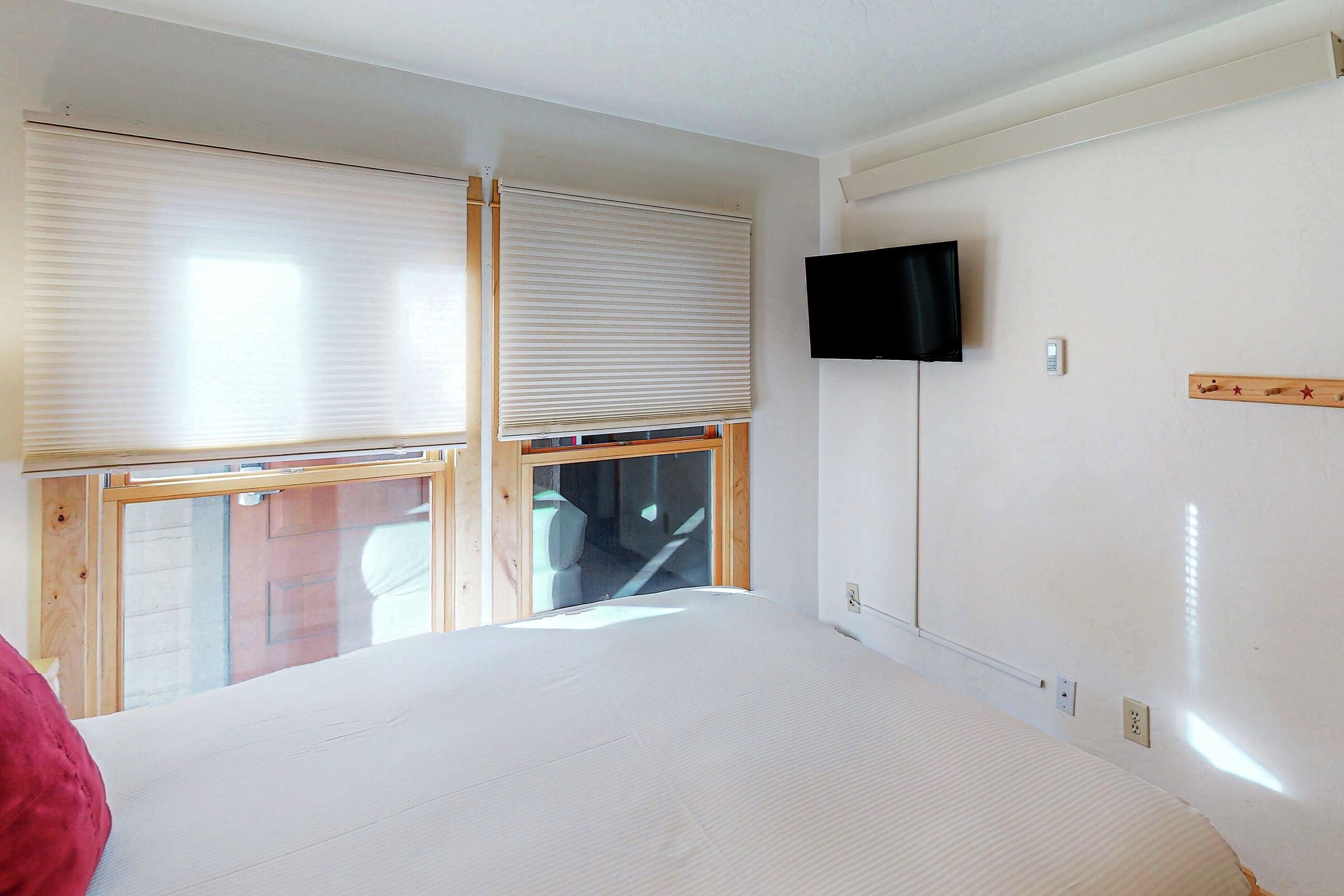#E103 - Bedroom
