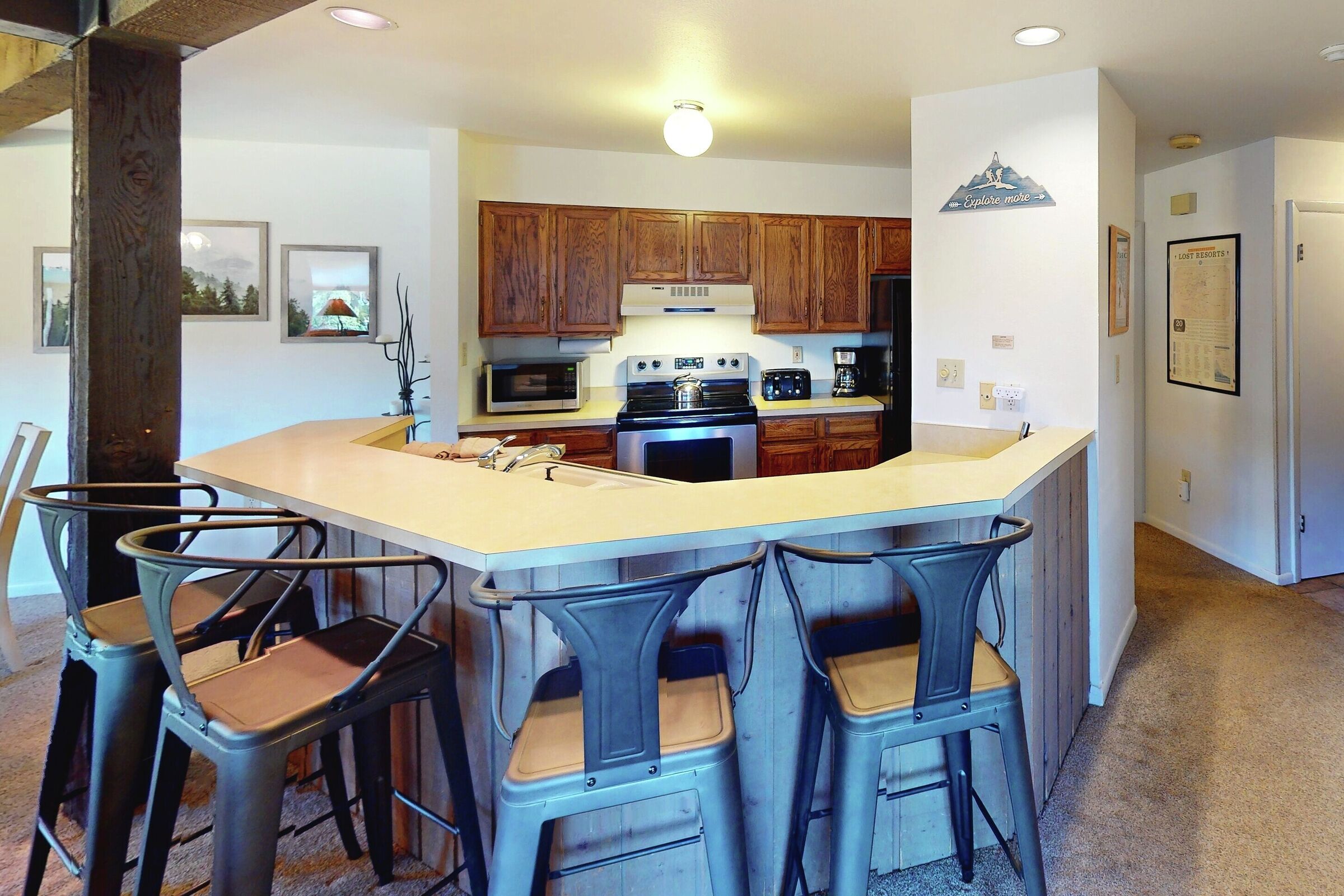 #E102 - Kitchen
